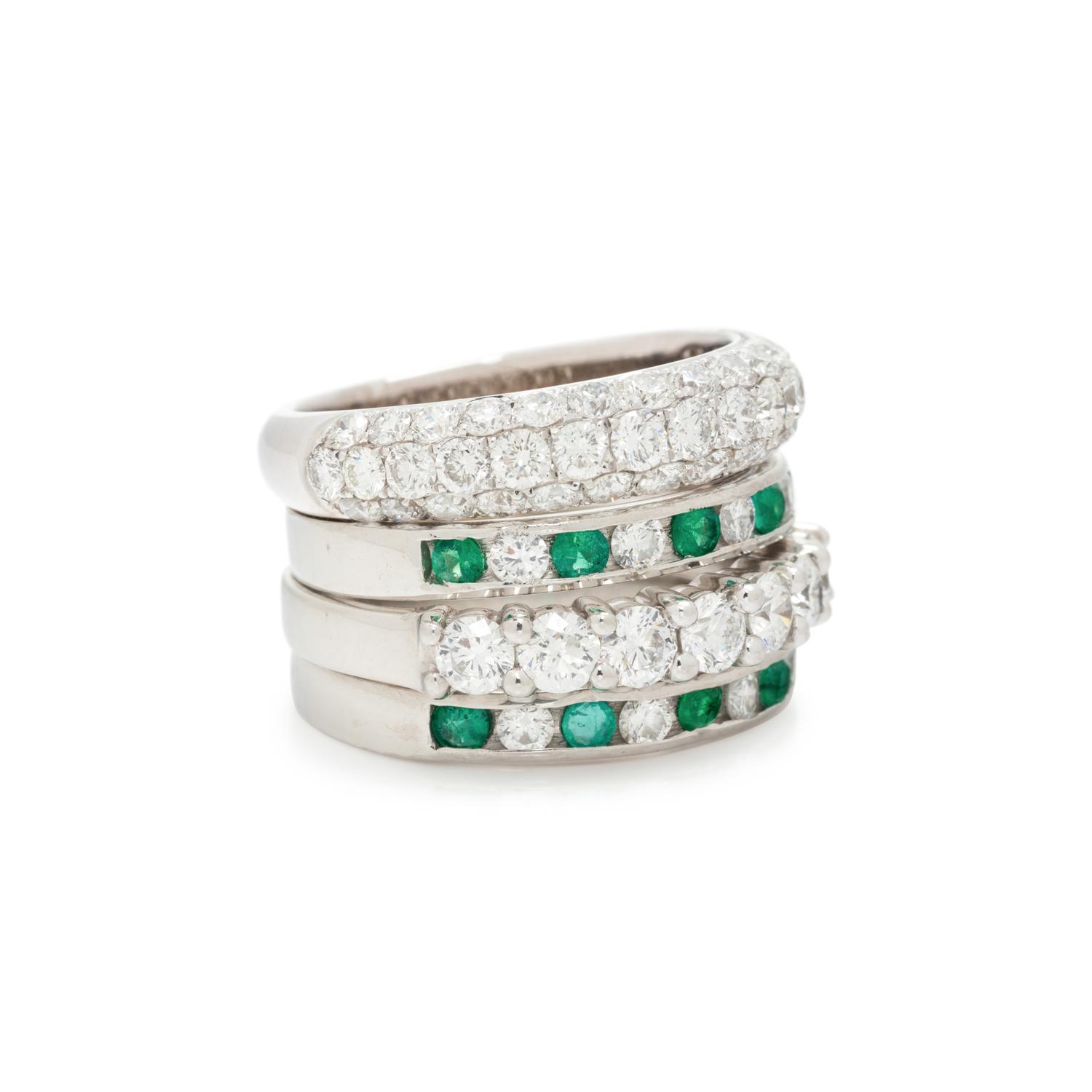 DIAMOND AND EMERALD RING