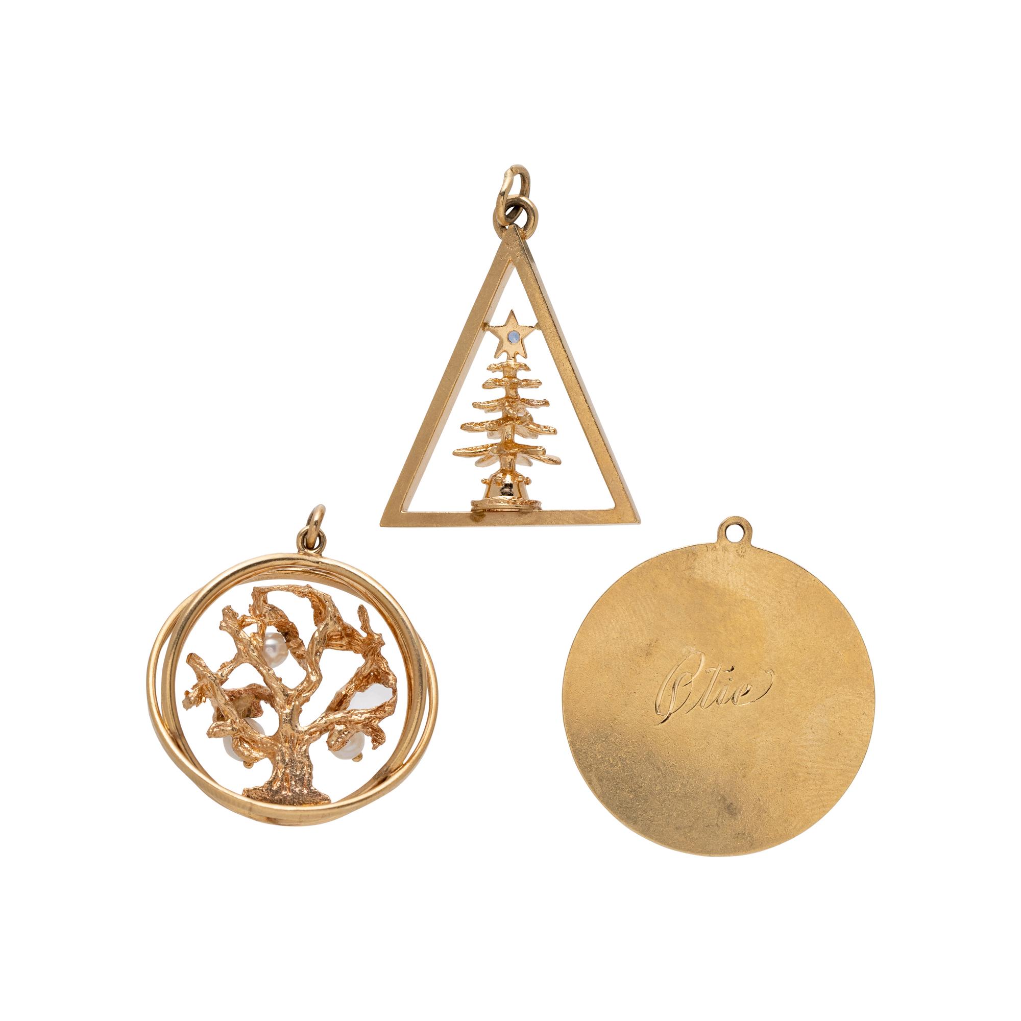 COLLECTION OF YELLOW GOLD CHARMS