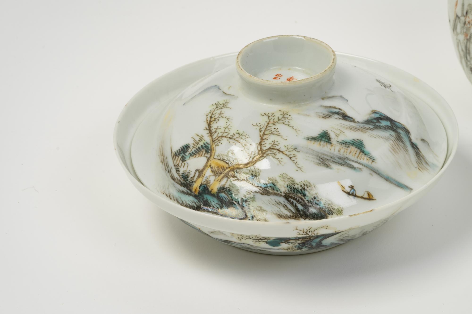 Seven Chinese Famille Rose Porcelain Articles