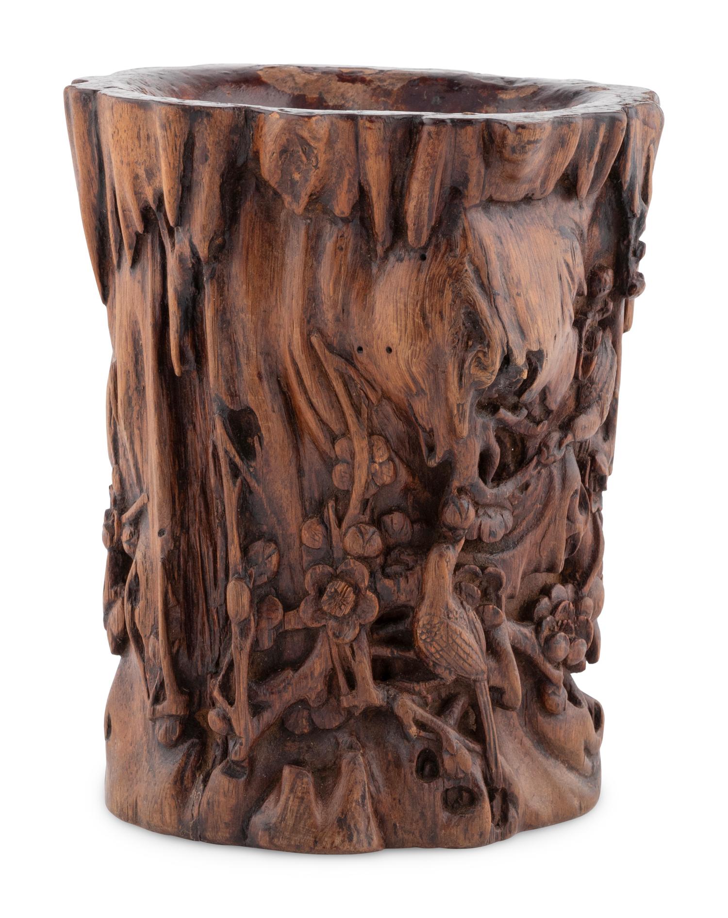 A Chinese Carved Aloeswood Brushpot, Bitong 沉香木'喜上眉梢'筆筒