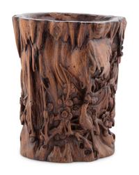 A Chinese Carved Aloeswood Brushpot, Bitong 沉香木'喜上眉梢'筆筒