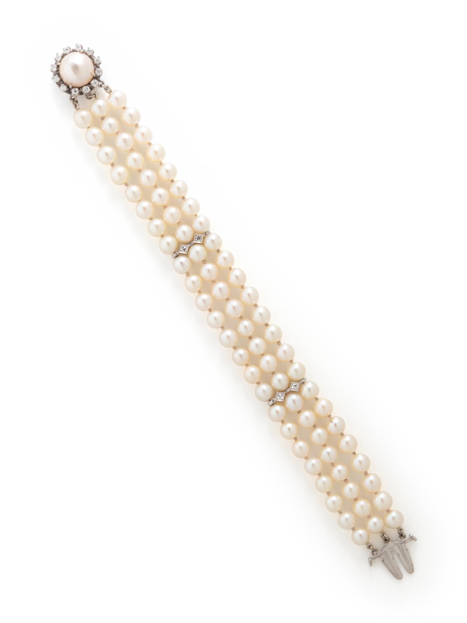 CULTURED PEARL AND DIAMOND BRACELET
