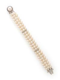CULTURED PEARL AND DIAMOND BRACELET