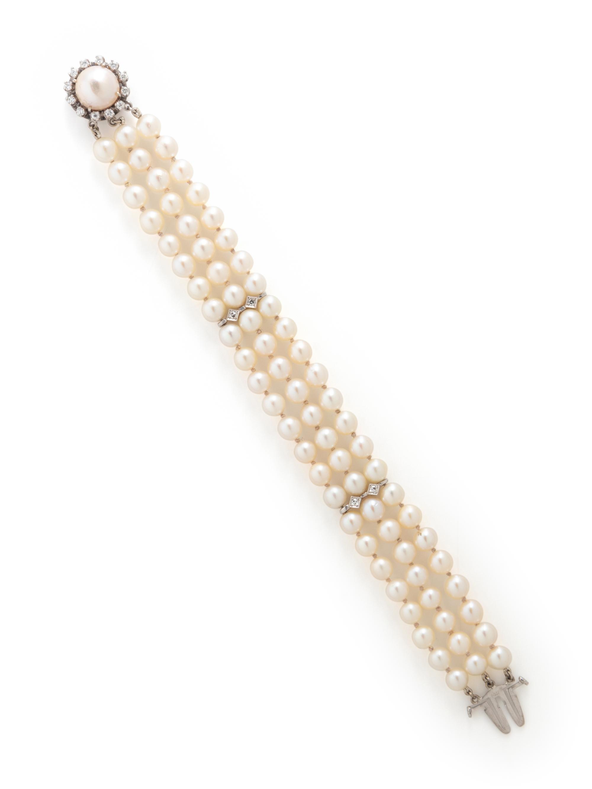 CULTURED PEARL AND DIAMOND BRACELET