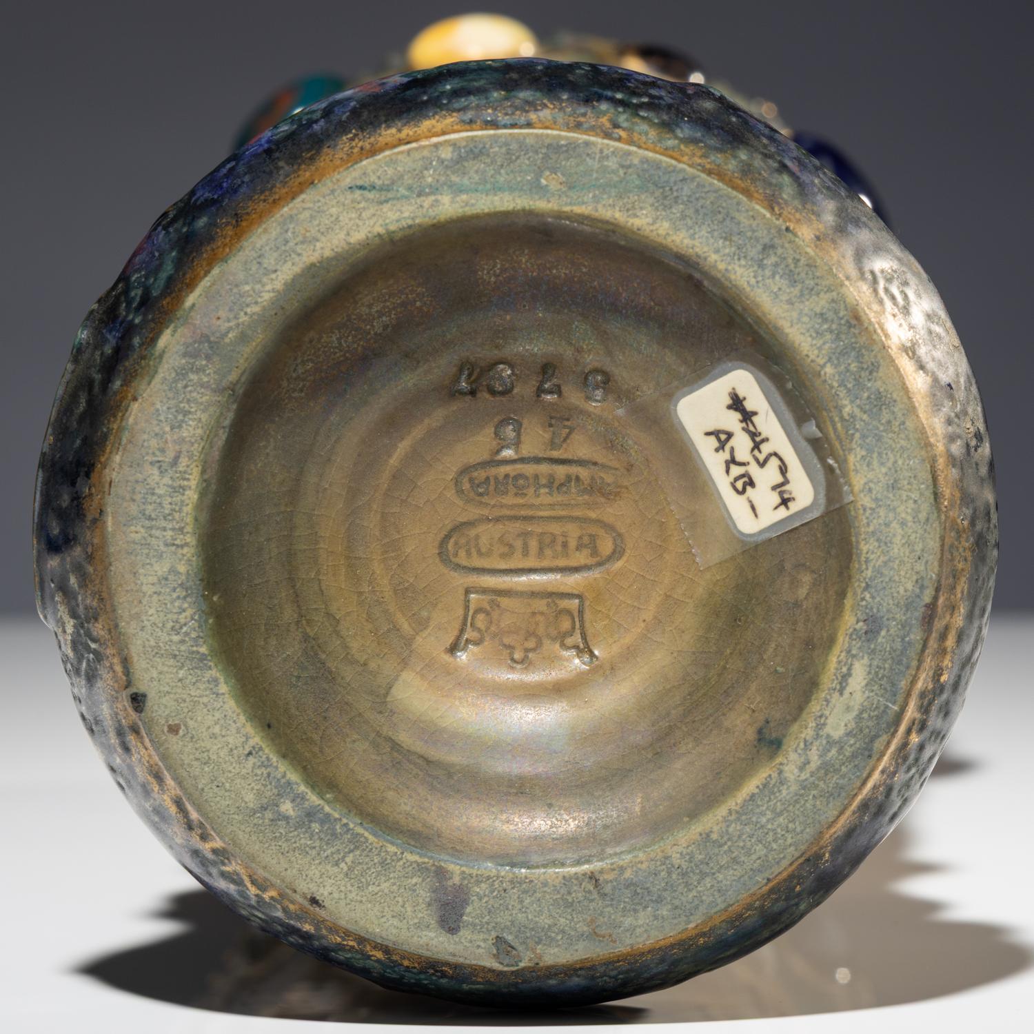Amphora Gres Bijou Lightning Bolt vase Austria, c. 1902