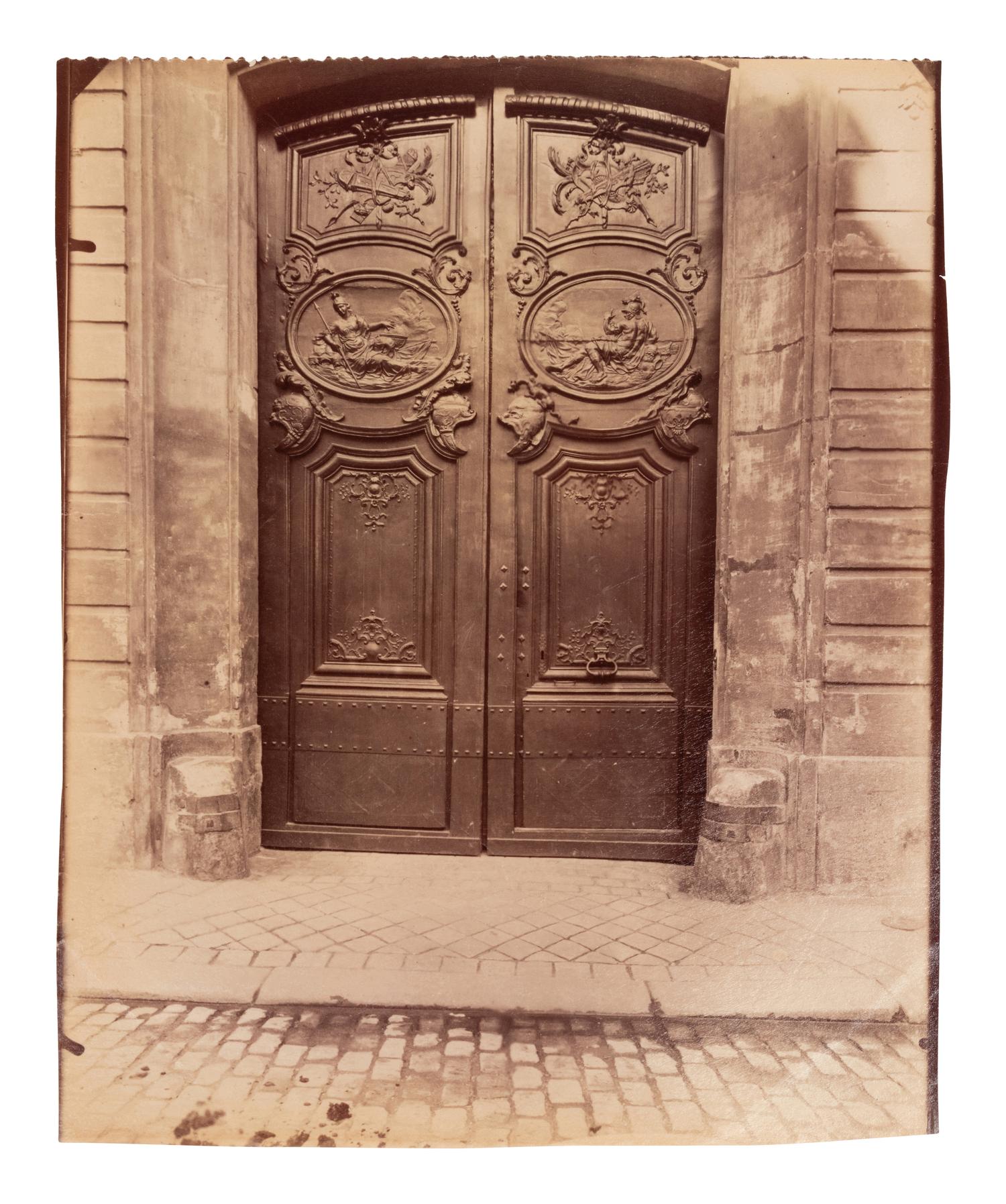 A group of three photographs ( Hôtel de la Comtess de Verrue, rue du Regard , 1899; Hôtel de Gouffier, rue de Varenne 56 , 1899-1900; Hôtel d'Argouges, rue Seguier 16 , 1900)