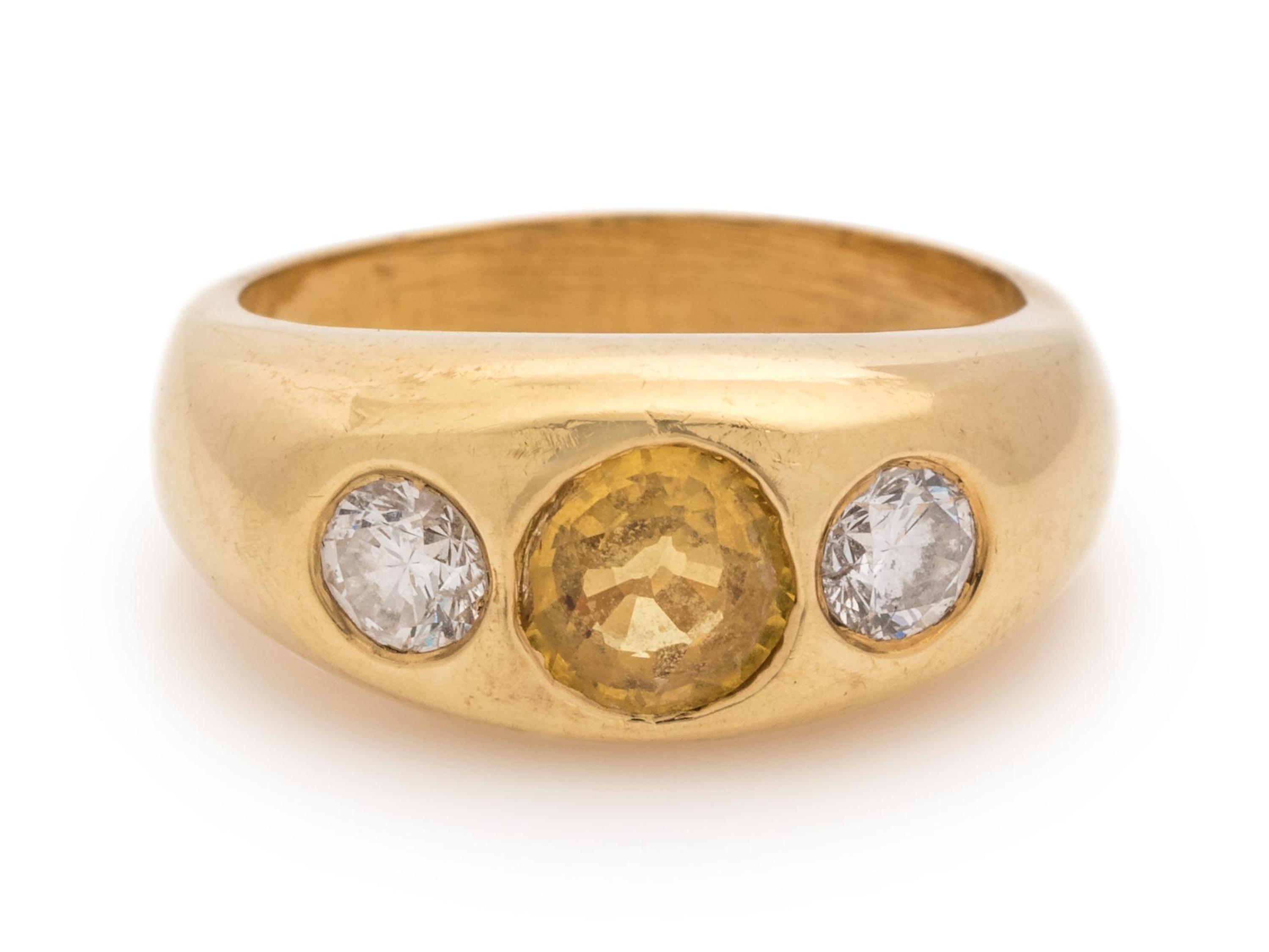 YELLOW SAPPHIRE AND DIAMOND RING