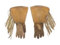 Plateau Beaded Hide Gauntlets