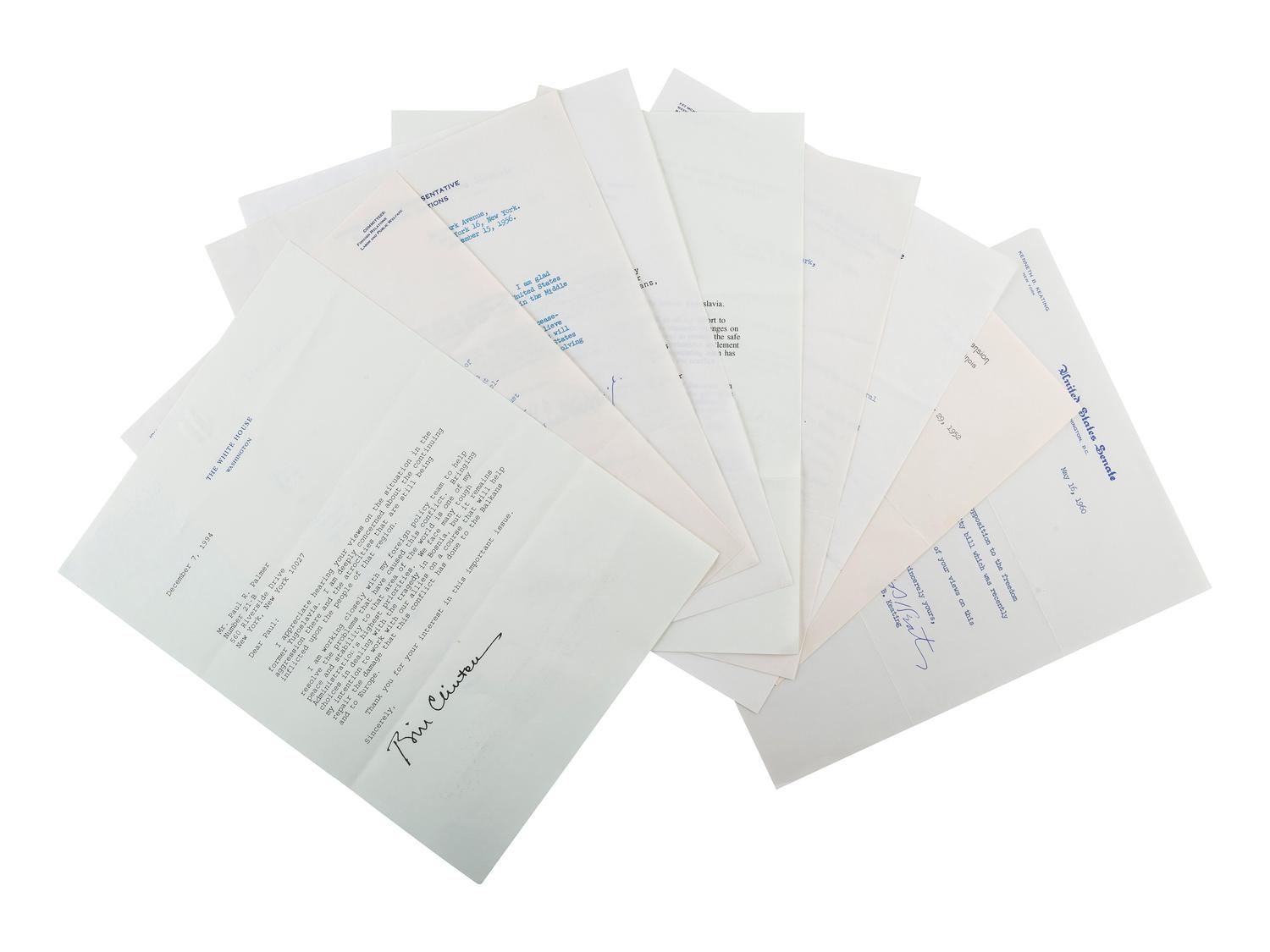 [POLITICS]. Collection of typed letters signed by political figures including Bill CLINTON.