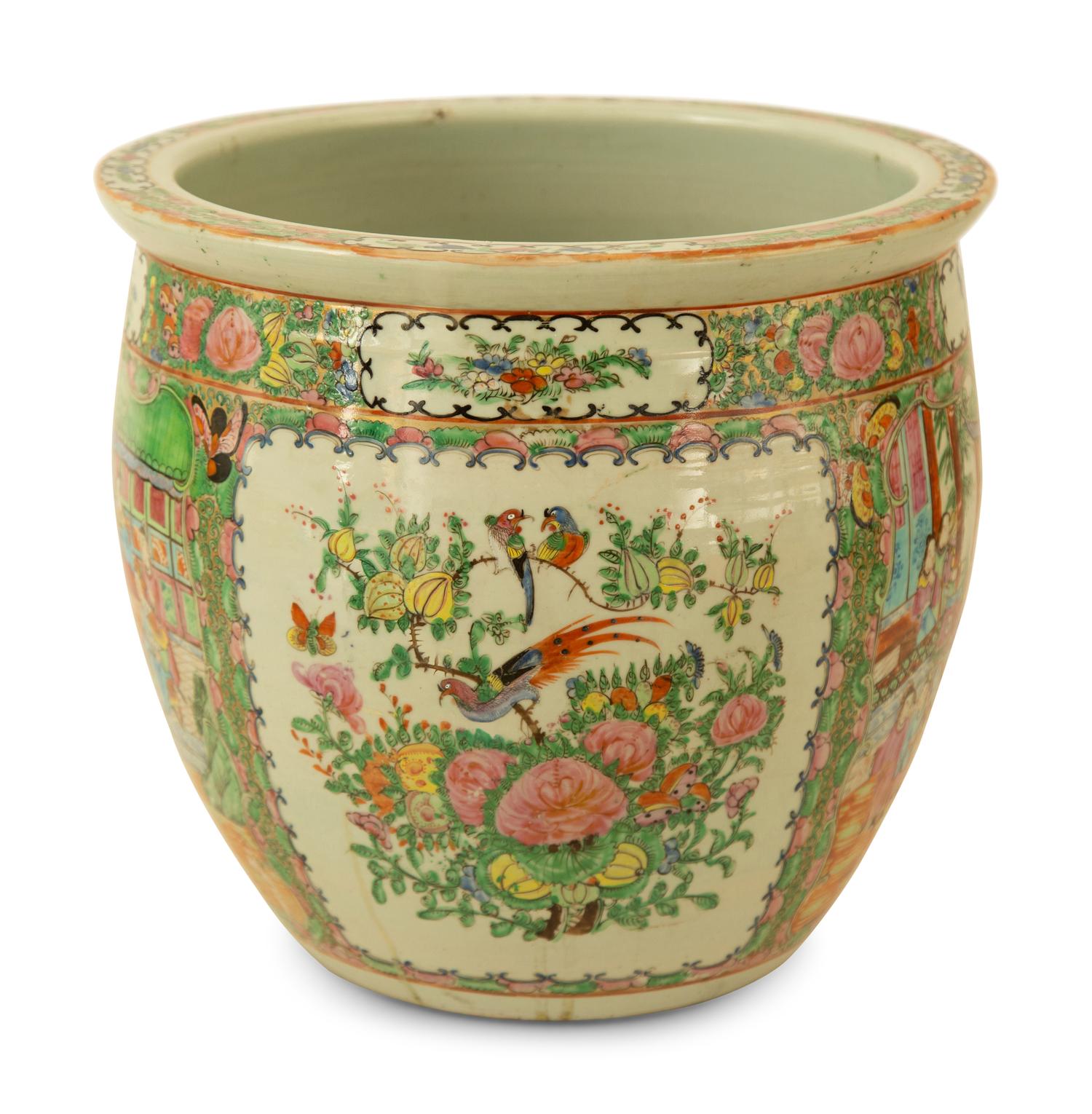 A Chinese Rose Medallion Porcelain Jardiniere