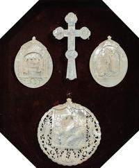 Five Continental Carved Shell Articles of Religious Interest