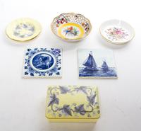 A Wedgwood Porcelain Smoking Set Width of box 3 inches.