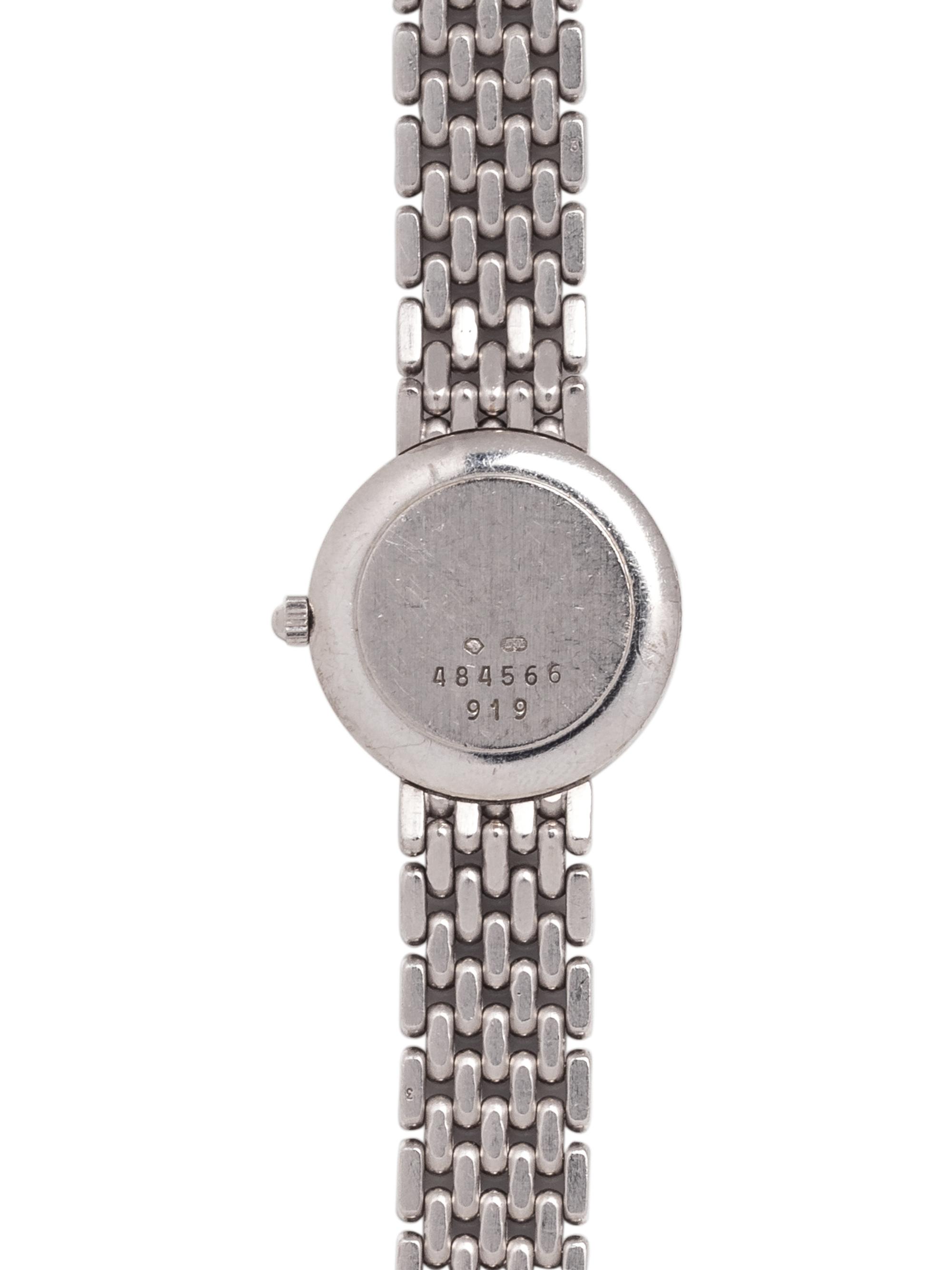 CHOPARD, 18K WHITE GOLD AND DIAMOND WRISTWATCH