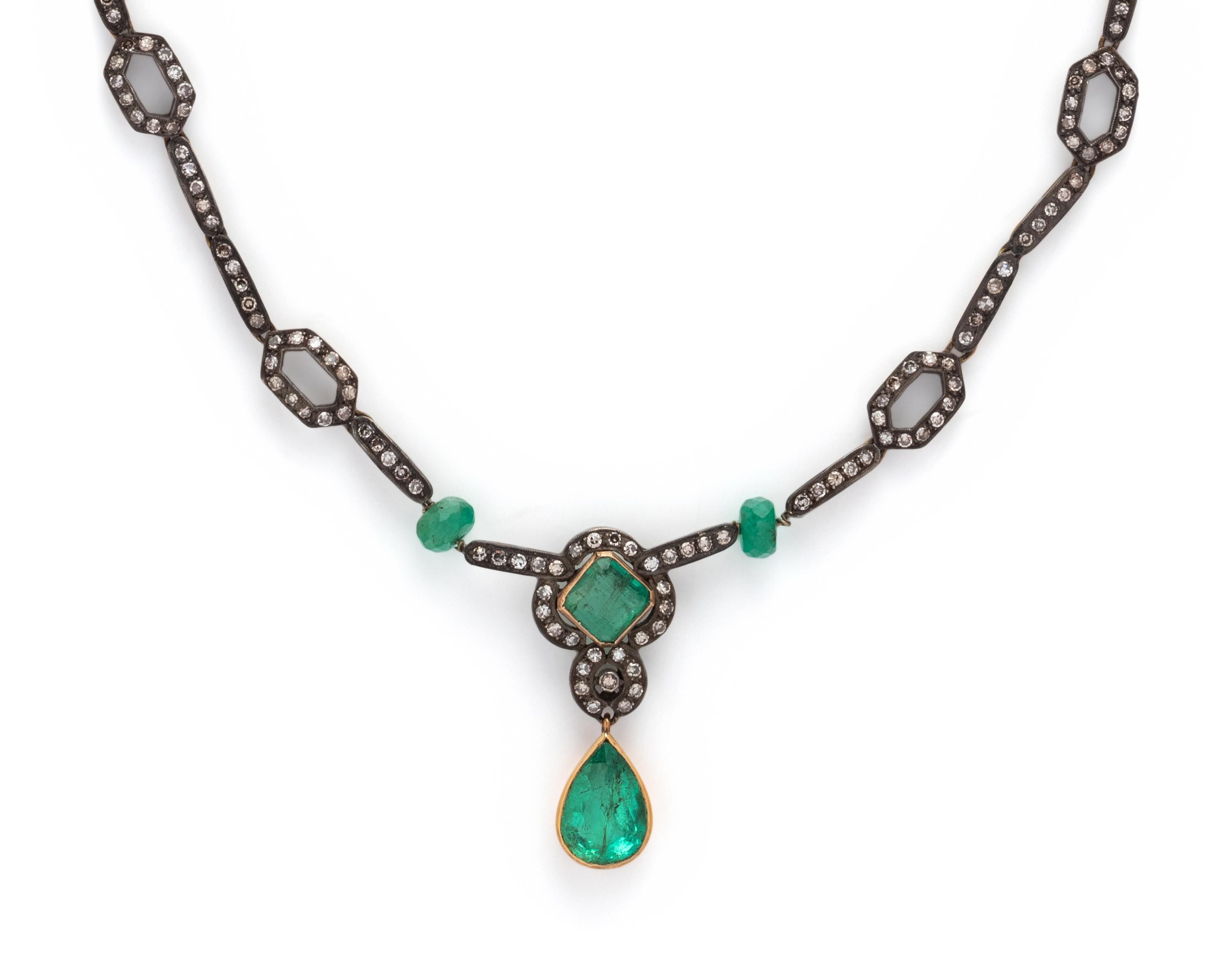 EMERALD AND DIAMOND NECKLACE