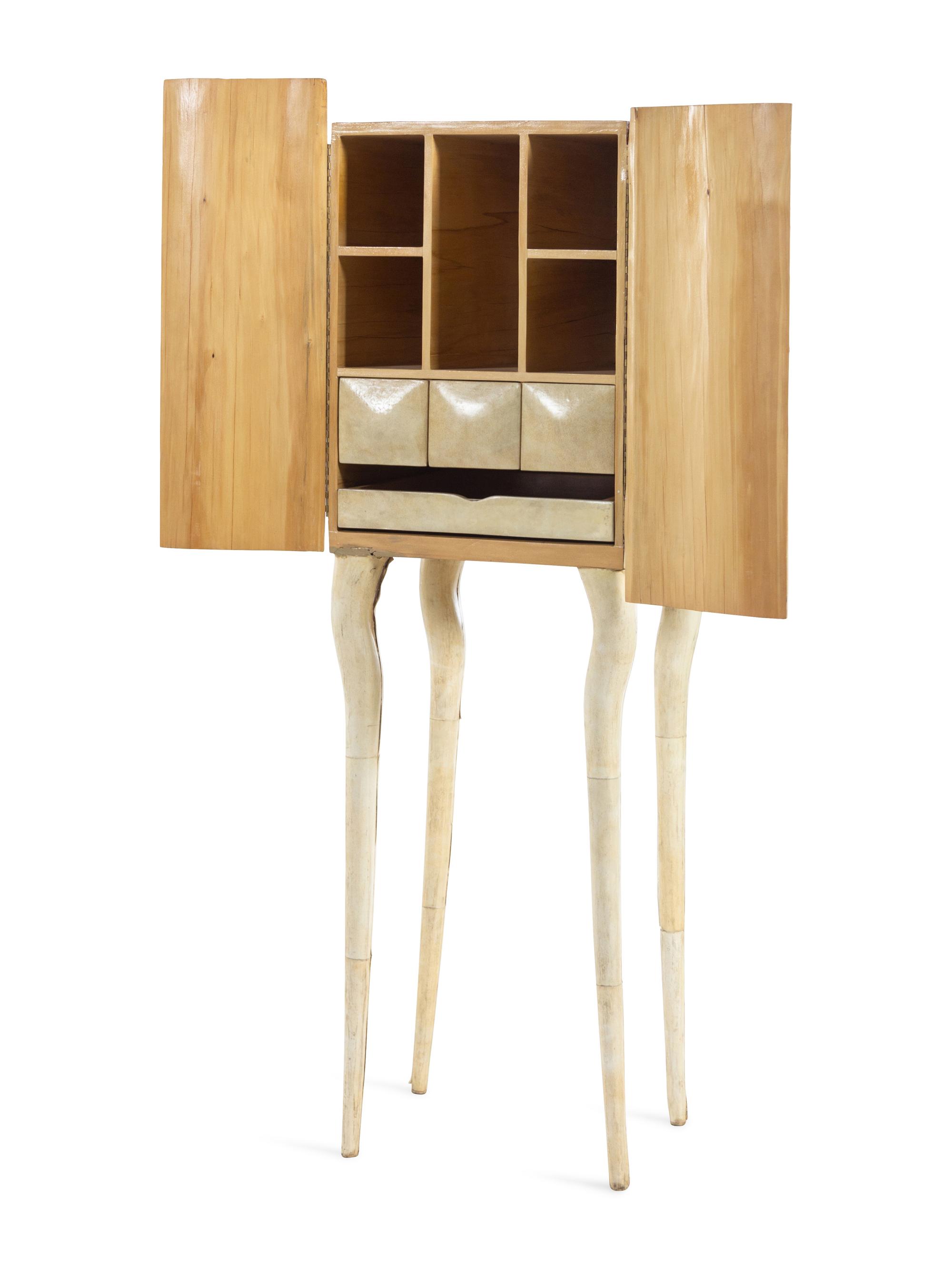 Standing Cabinet