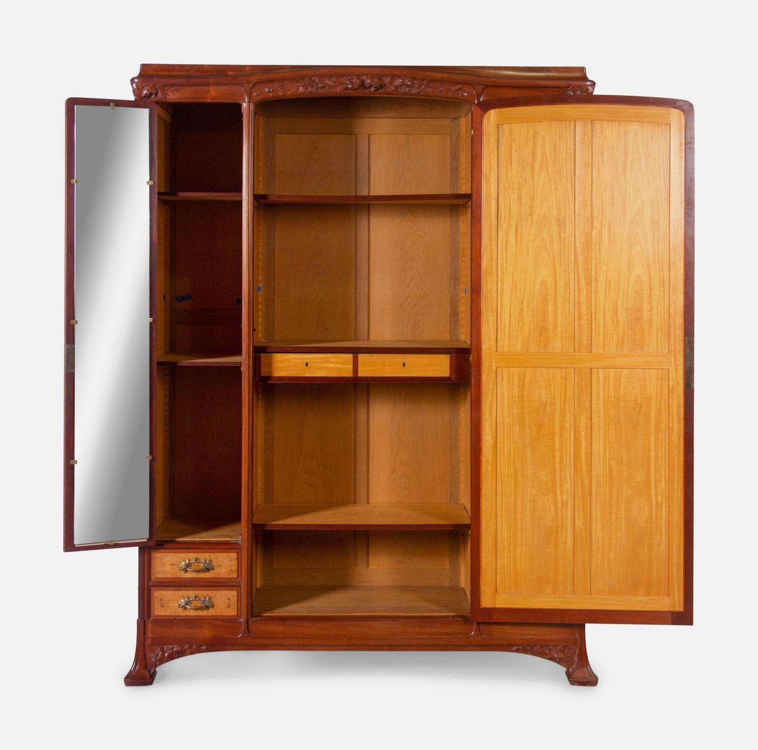 Armoire