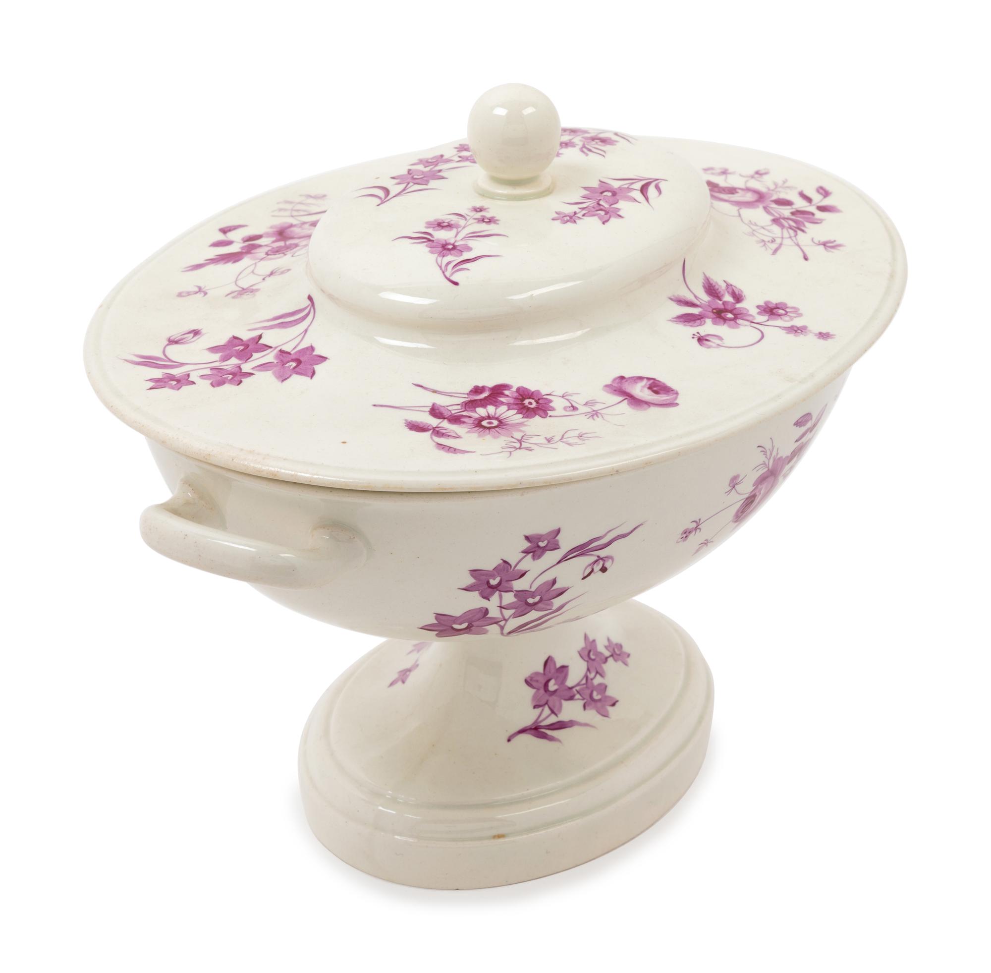 A Wedgwood Creamware Tureen and Cover