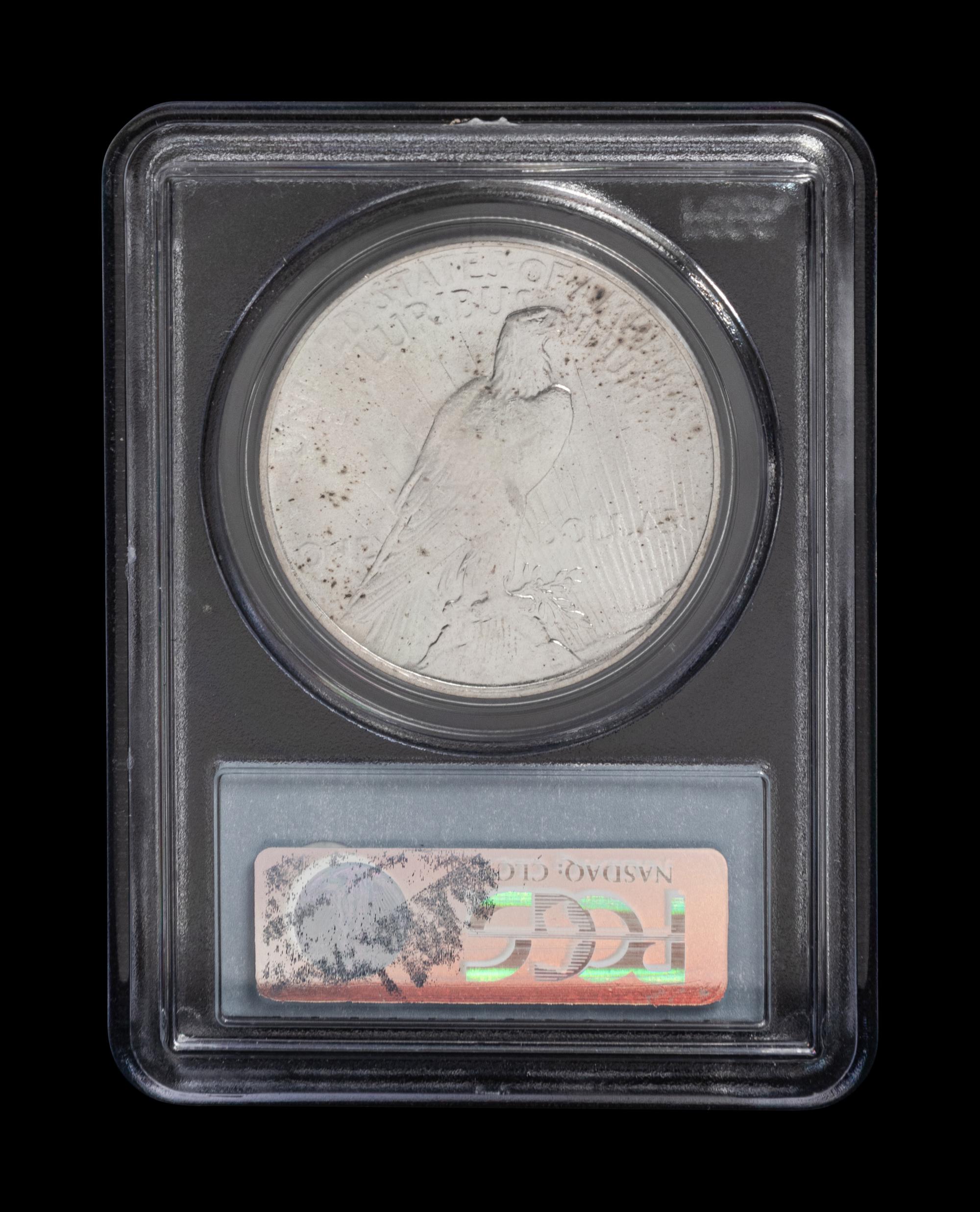 A 1922 Peace $1 Coin (PCGS MS63)