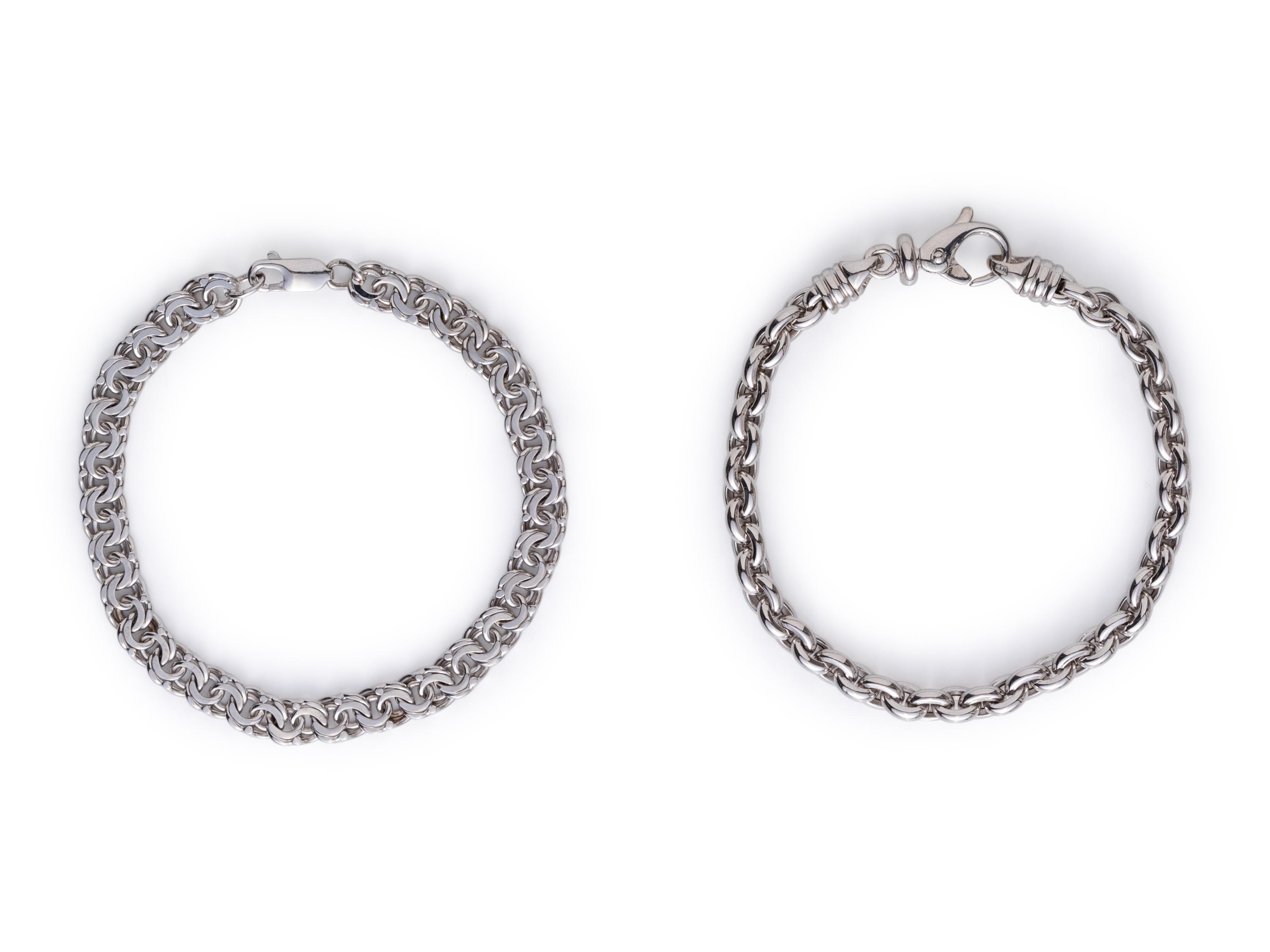 COLLECTION OF WHITE GOLD BRACELETS