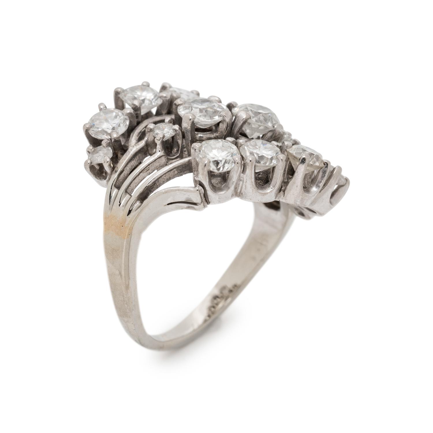 DIAMOND RING