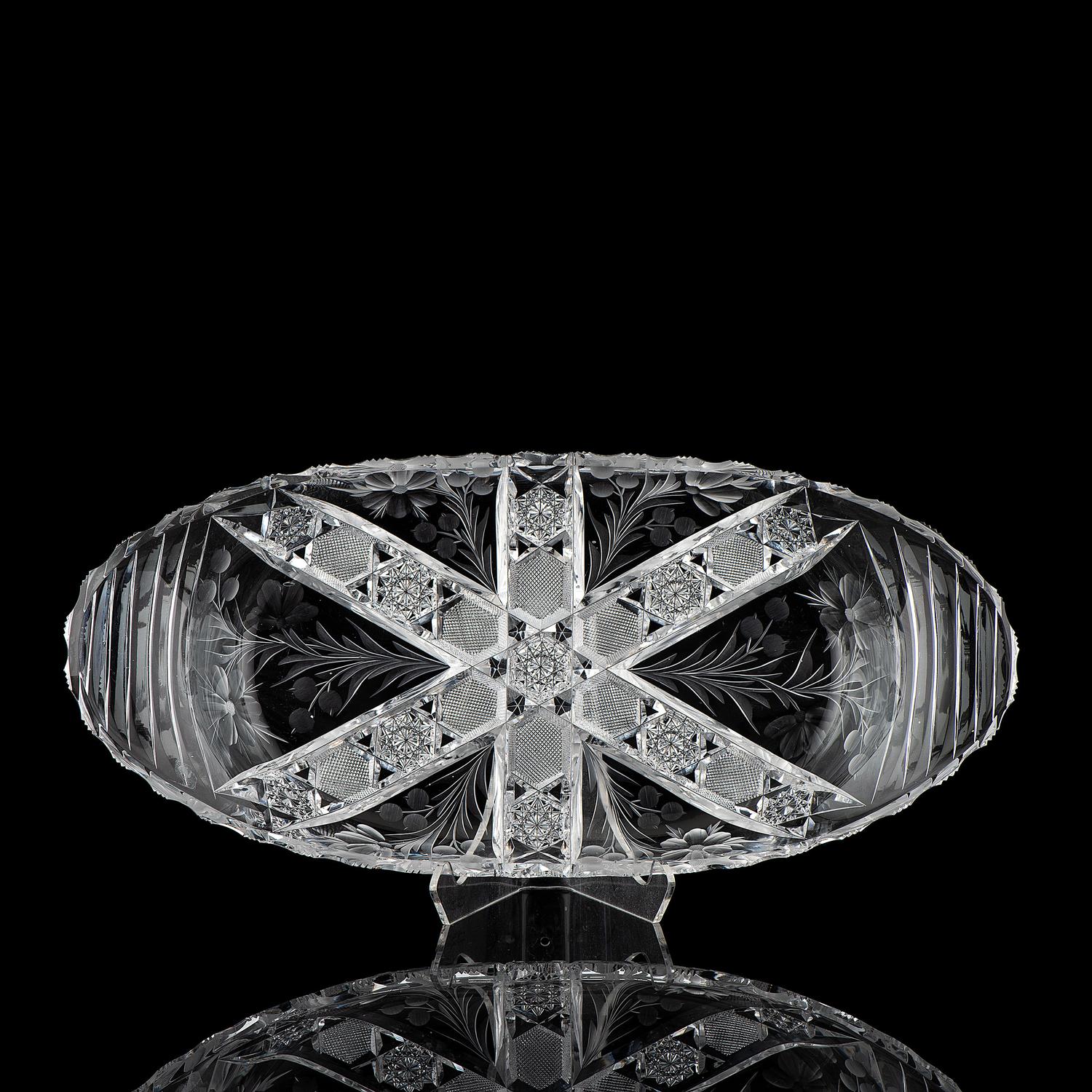 A Tuthill Intaglio and Brilliant-Cut Glass Bread Tray
