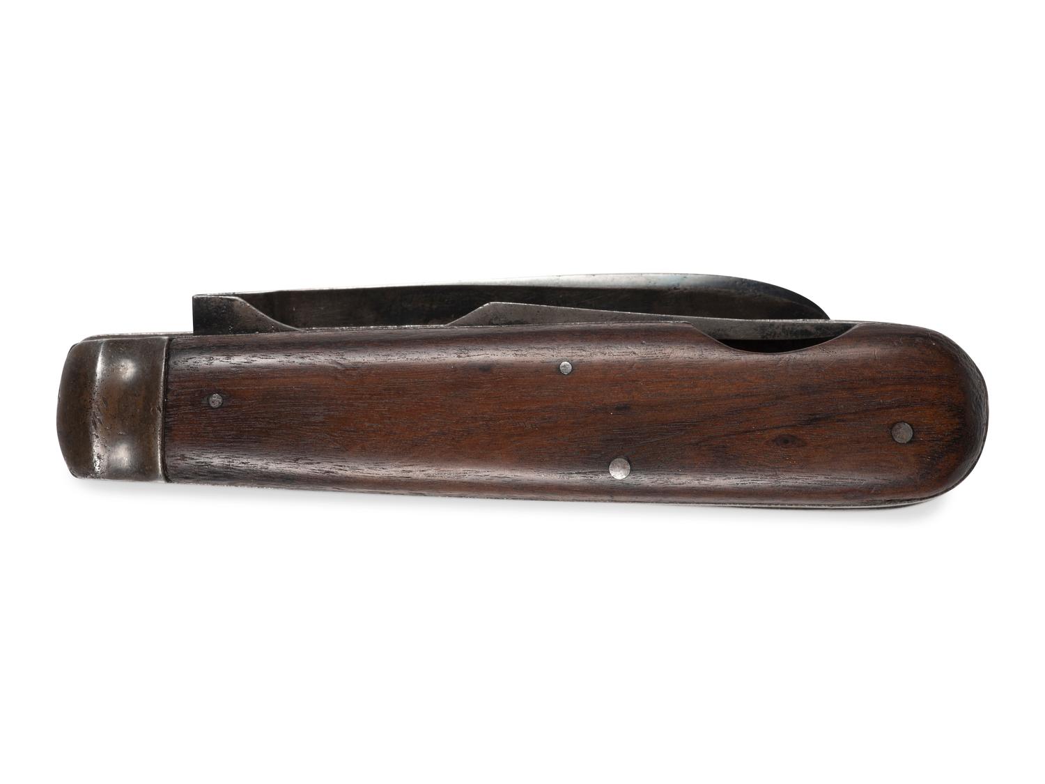 Union army knife variation patented by A. Hills.