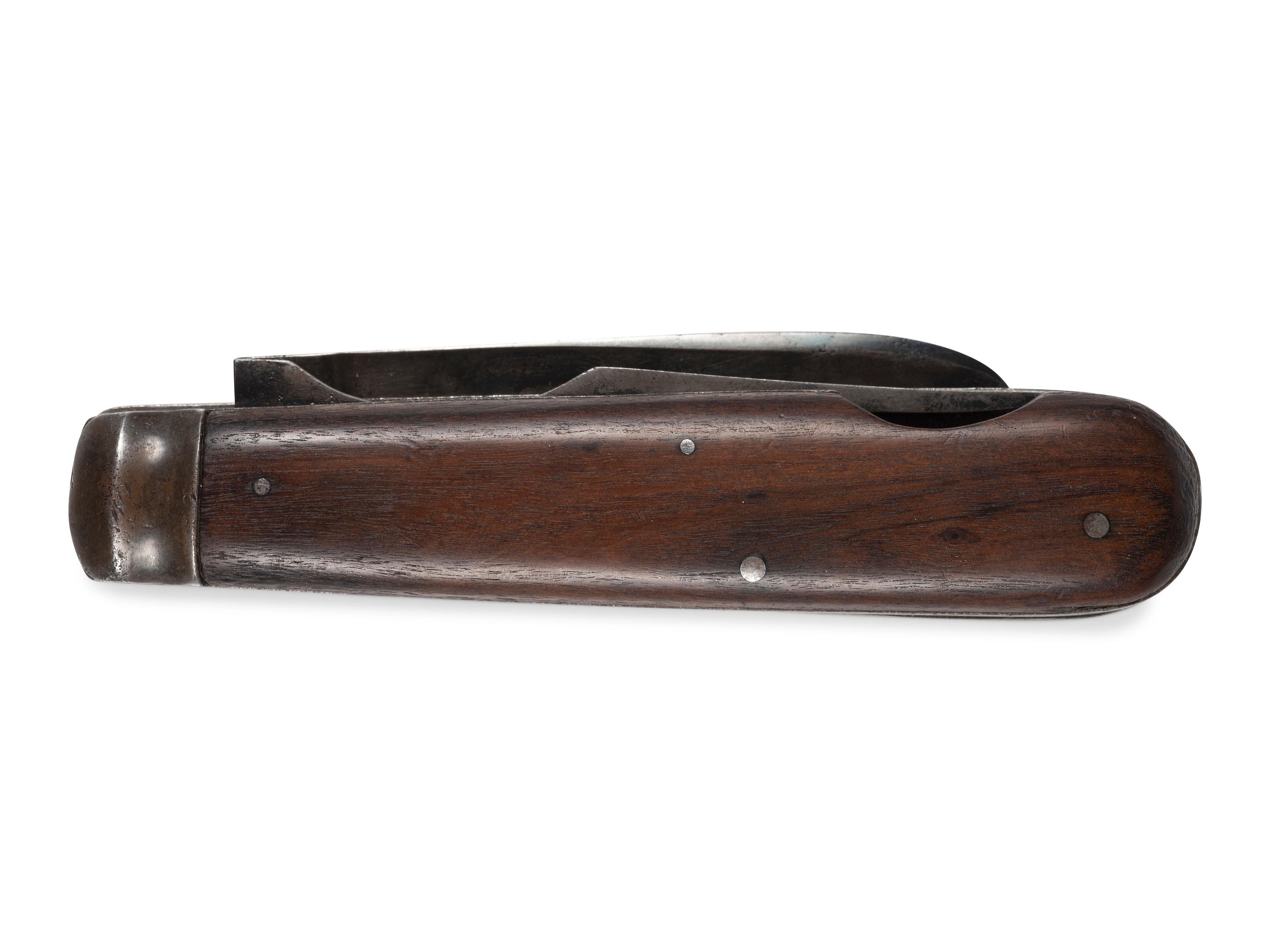 Union army knife variation patented by A. Hills.