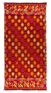 An Indian Silk Embroidered Cotton Phulkari Shawl 49 x 92 inches. — PUNJAB, 20TH CENTURY