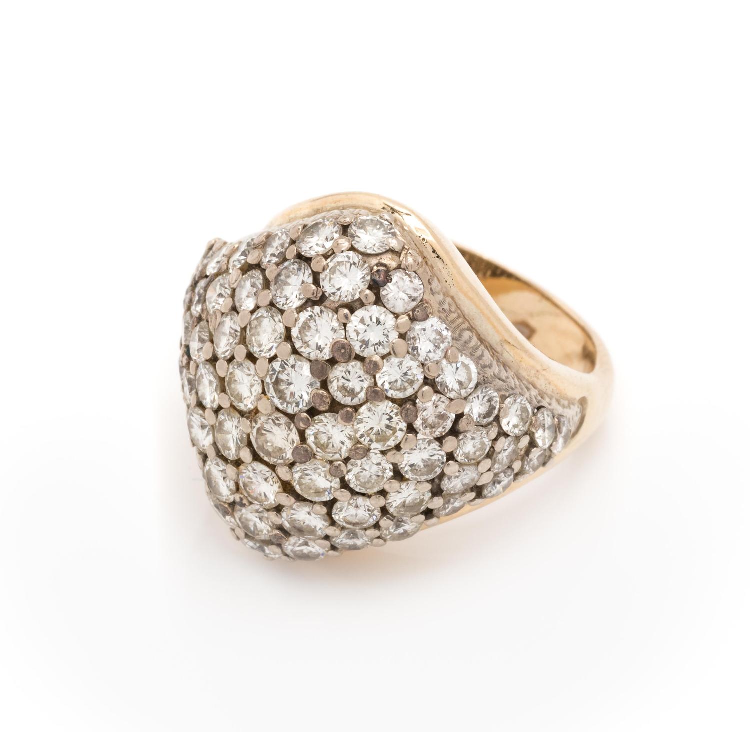 DIAMOND RING