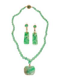 Three Chinese Apple Green Jadeite Jewelry