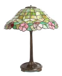 An American Leaded Glass Lamp Diameter of shade 18 x height overall 21 1/2 inches. — 2ND HALF 20TH CENTURY