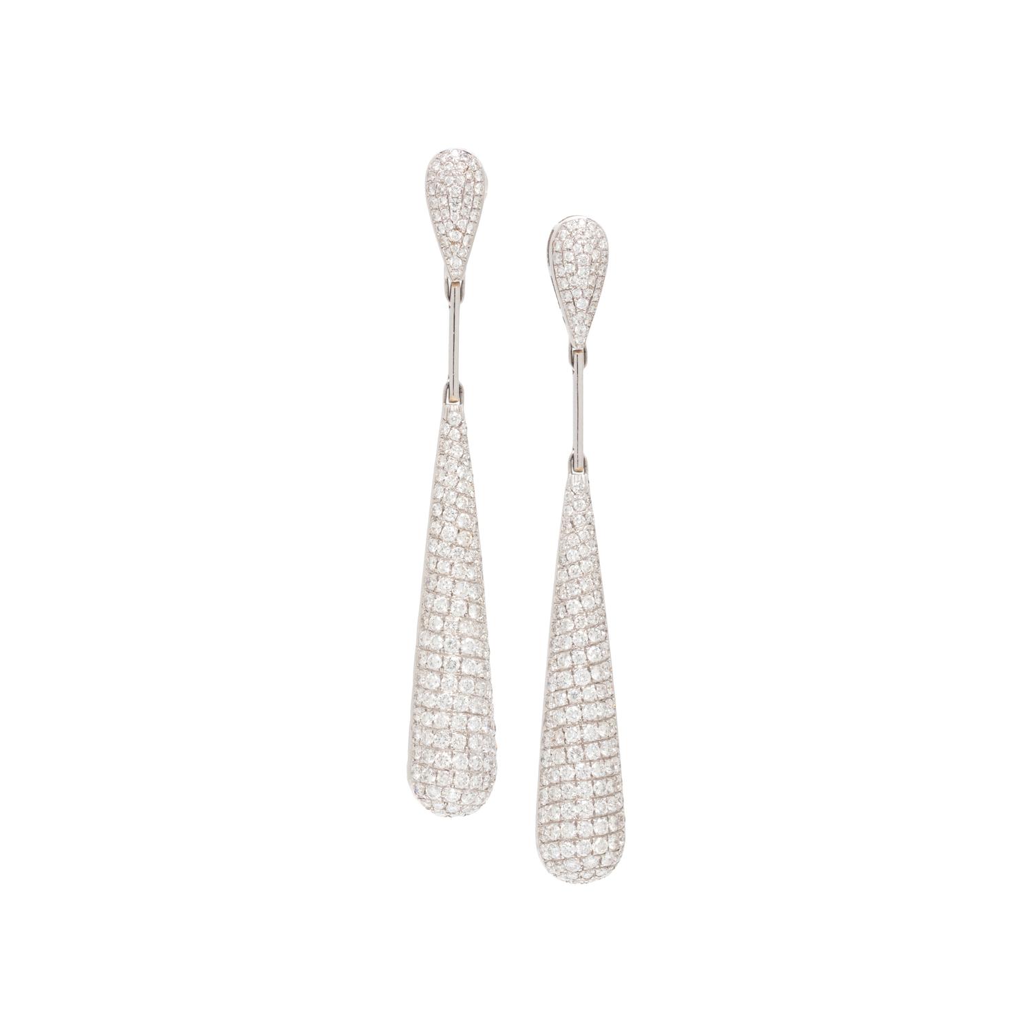 WHITE GOLD AND DIAMOND EARRINGS
