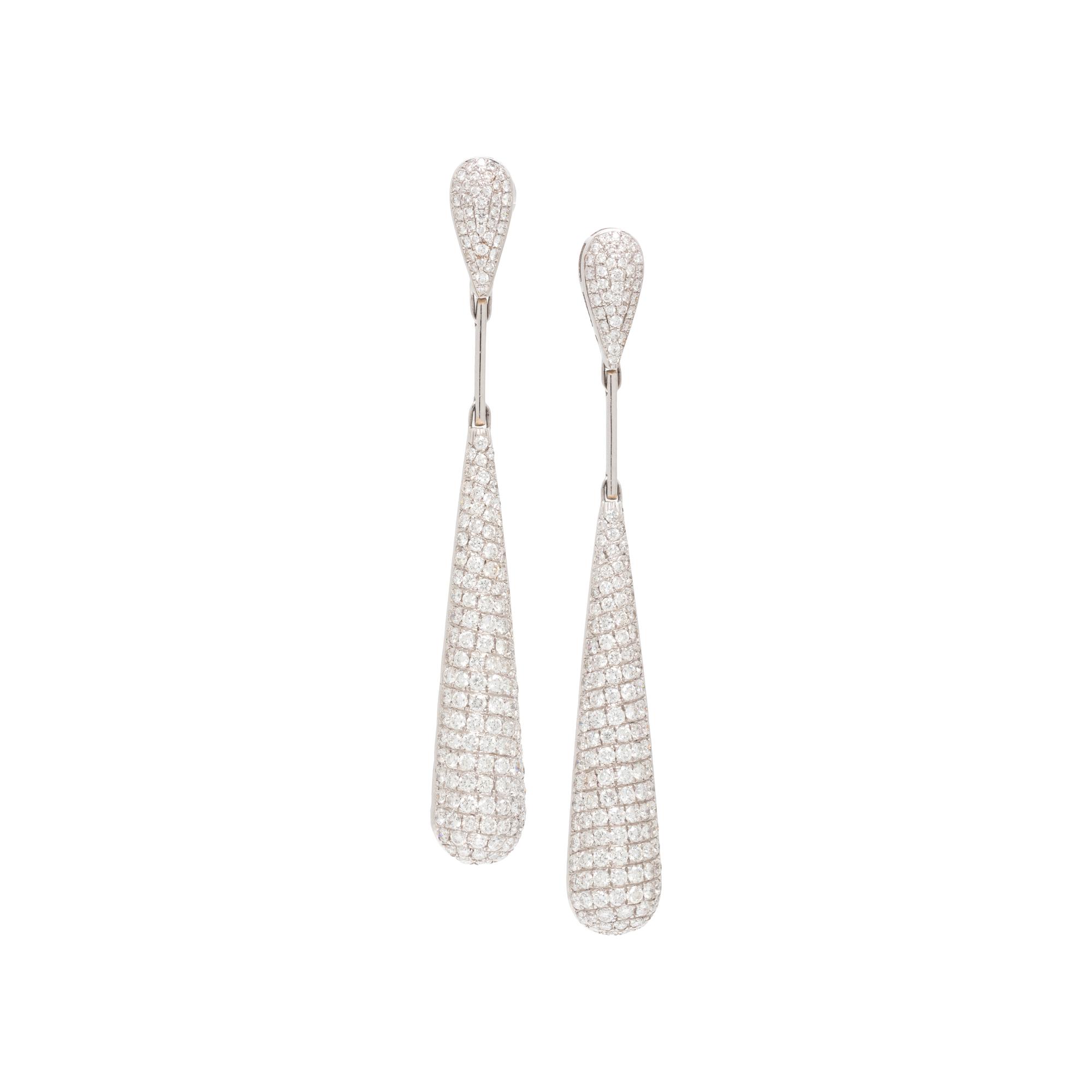 WHITE GOLD AND DIAMOND EARRINGS