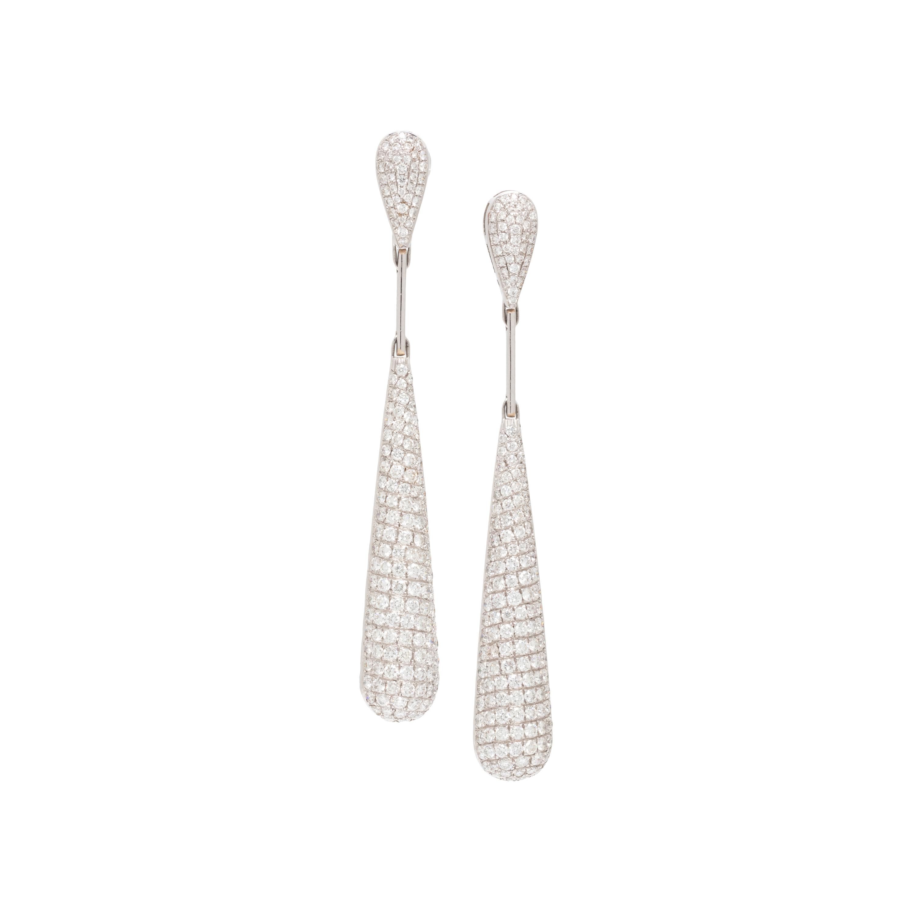 WHITE GOLD AND DIAMOND EARRINGS