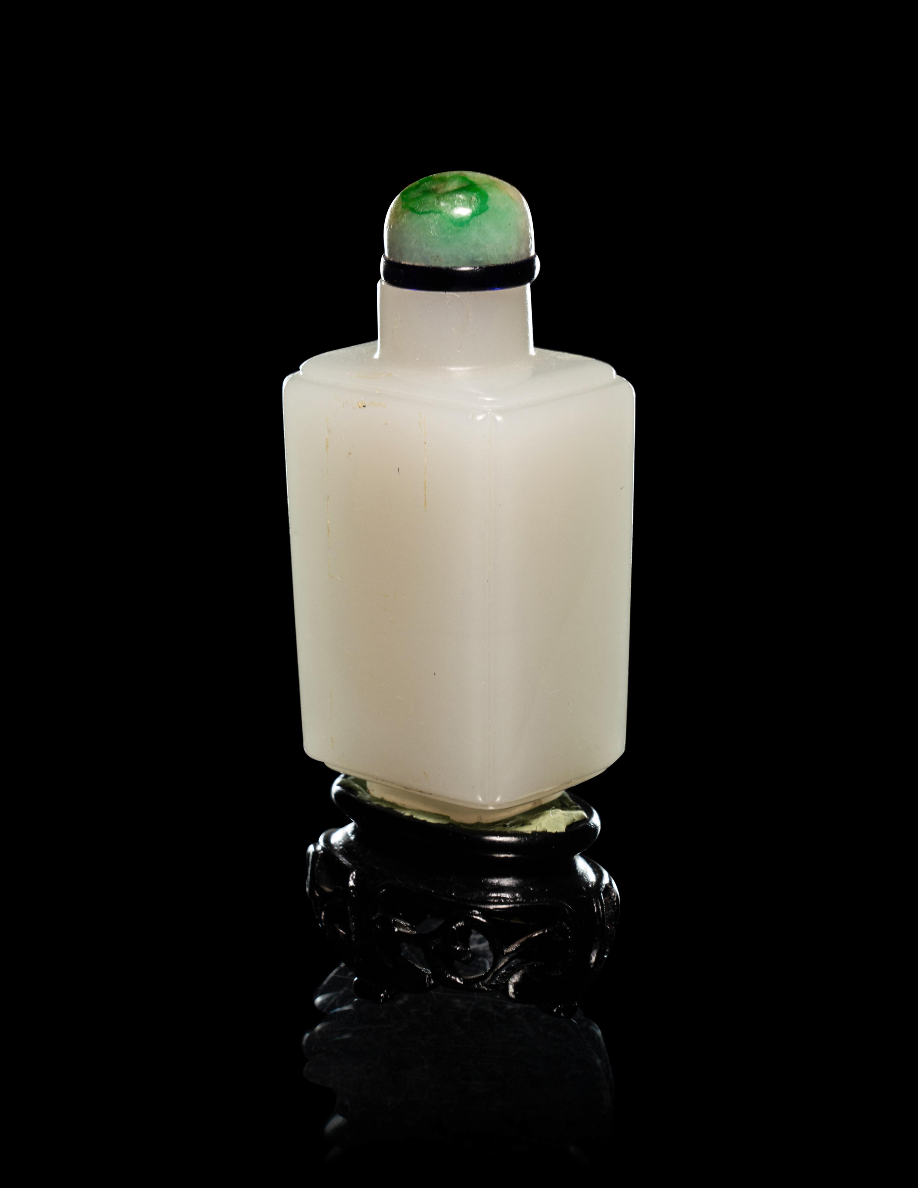A Pale Celadon Jade Rectangular Snuff Bottle