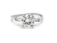 DIAMOND RING
