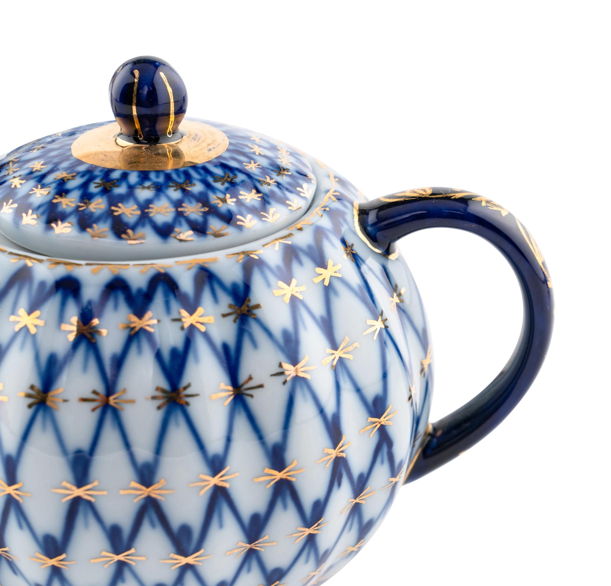 A Lomonosov Porcelain Tea and Coffee Service