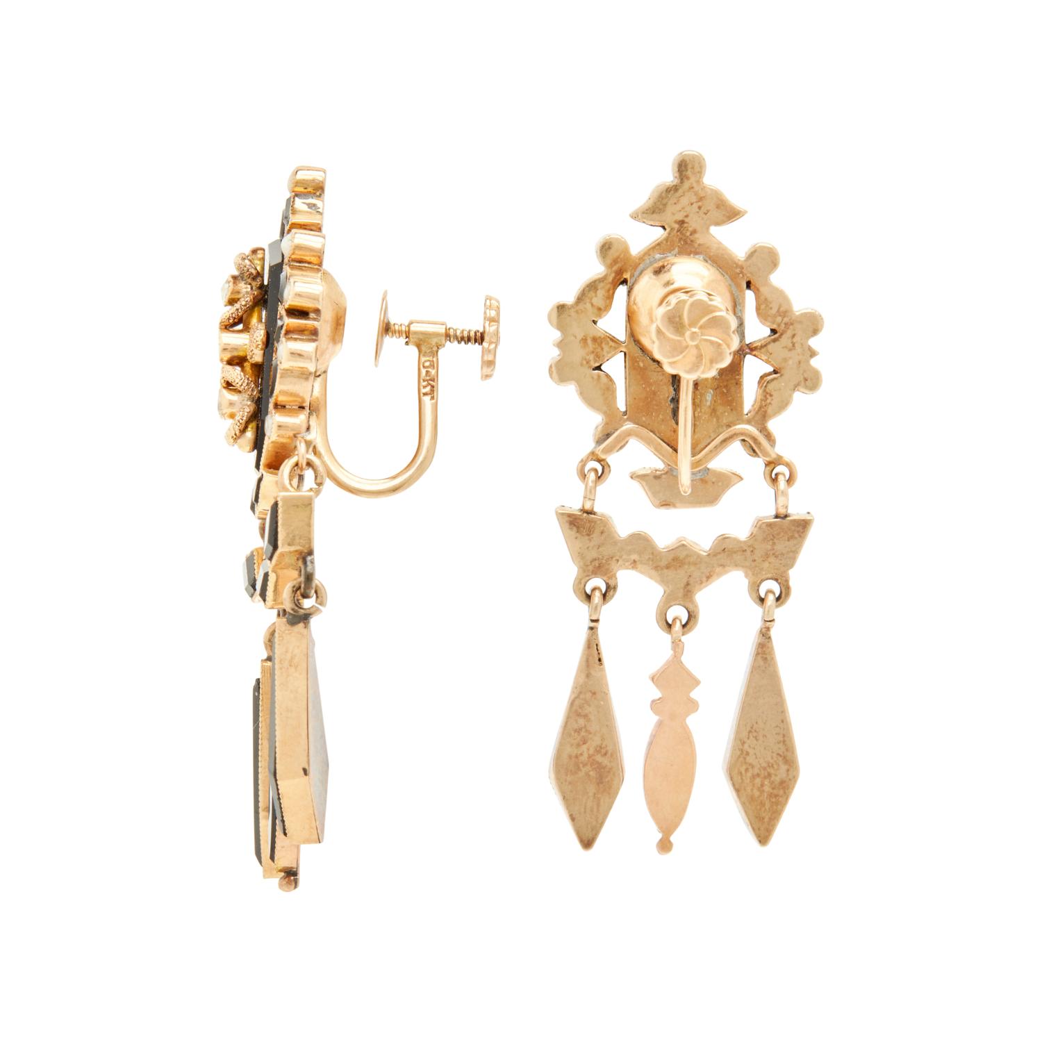 VICTORIAN, COLLECTION OF YELLOW GOLD AND ONYX MOURNING JEWELRY