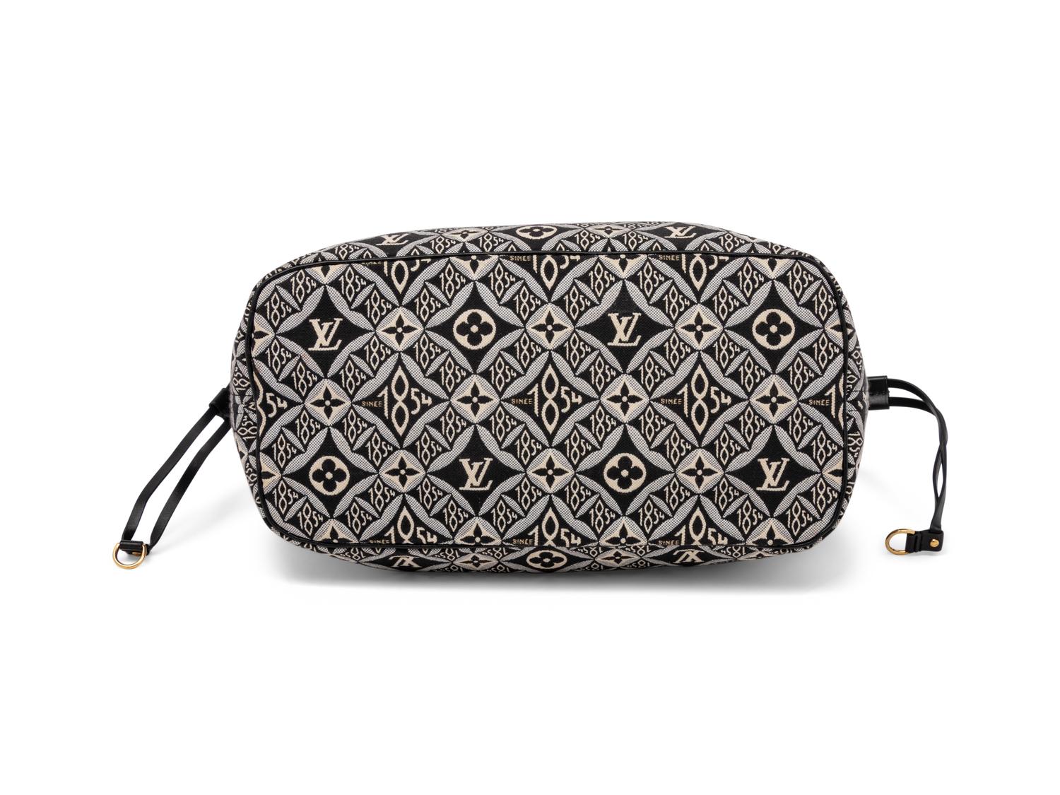 Louis Vuitton Neverfull MM Tote, 2019