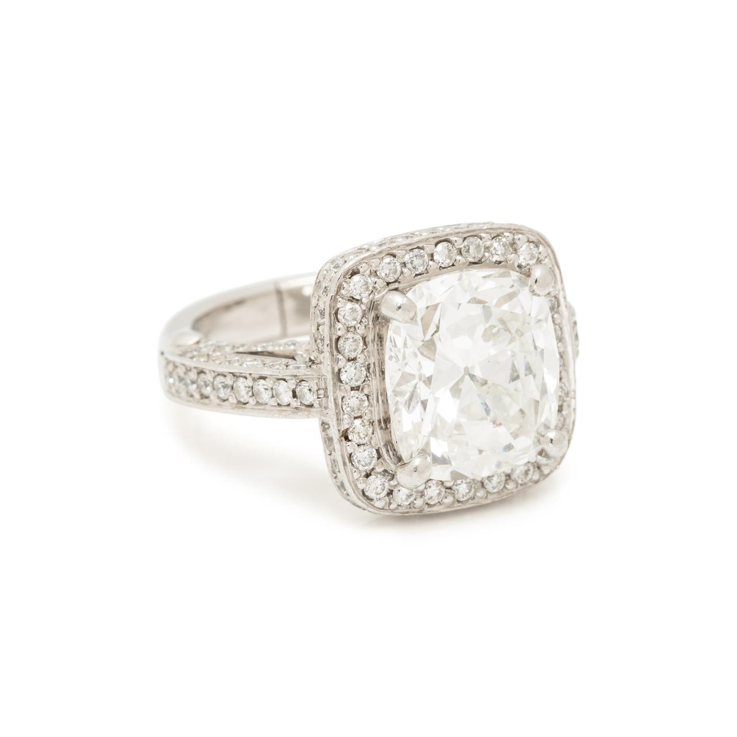 DIAMOND AND PLATINUM RING