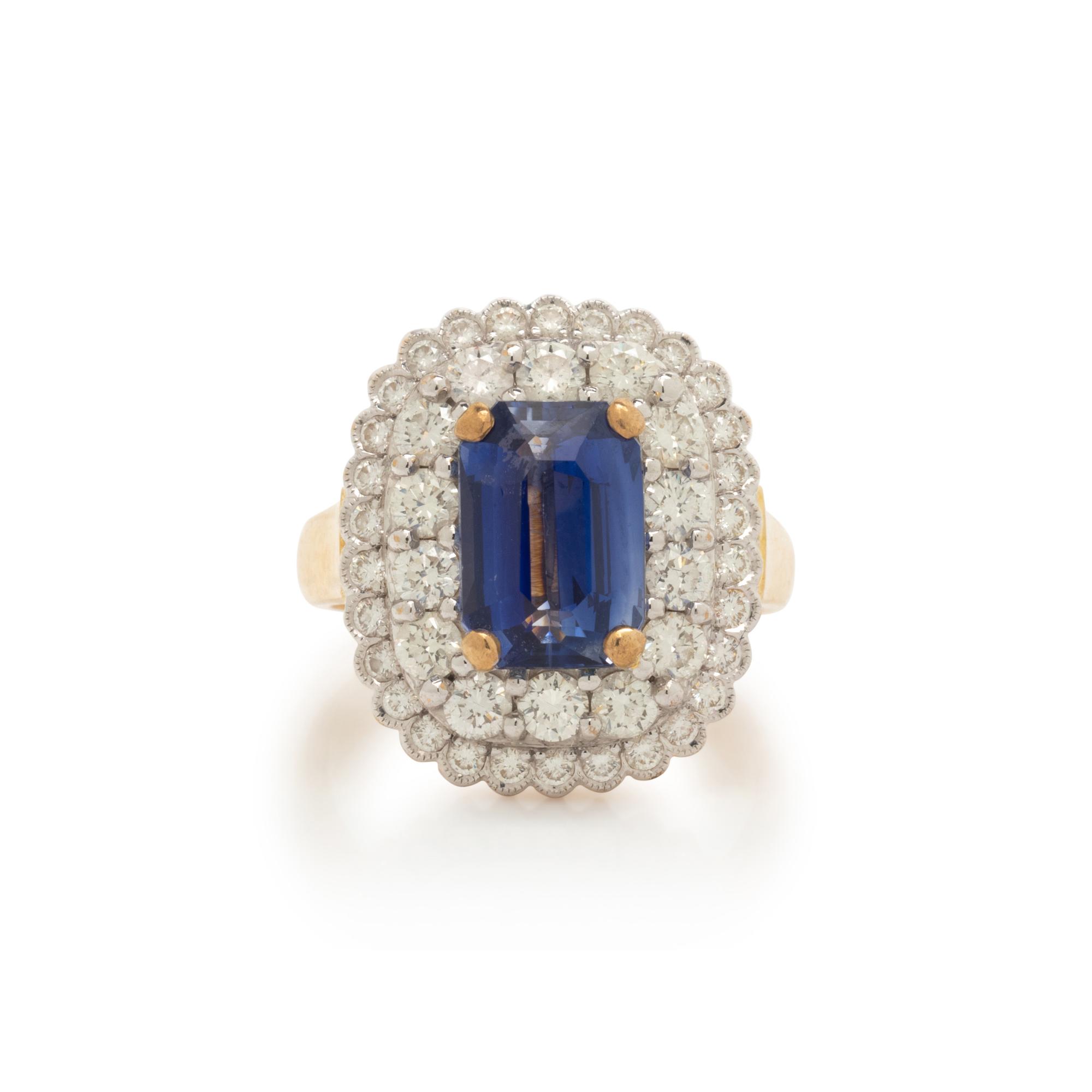 SAPPHIRE AND DIAMOND RING