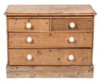 An English Pine Chest of Drawers Height 29 x width 37 1/2 x depth 17 inches. — 20TH CENTURY