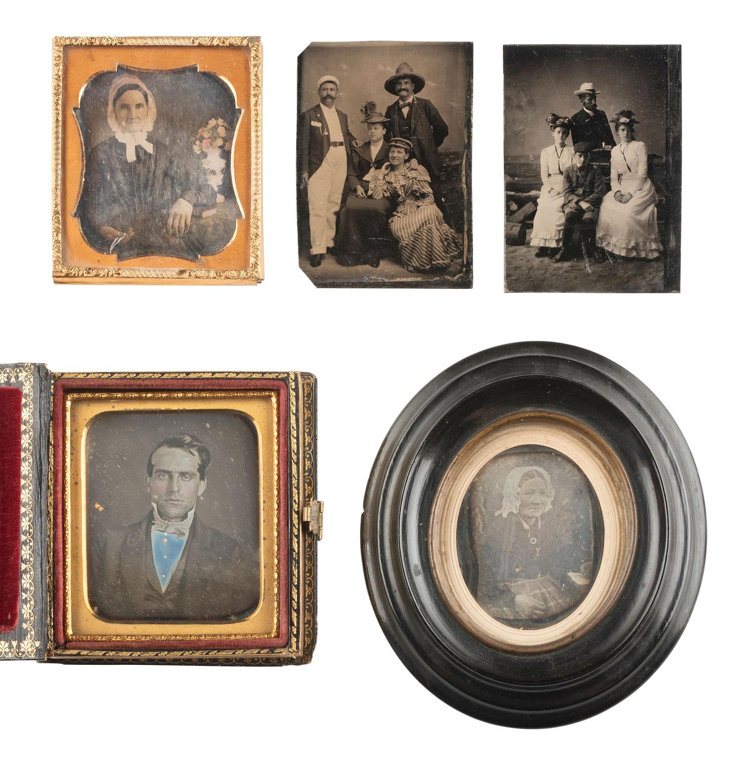 [EARLY PHOTOGRAPHY]. 27 assorted cased images.