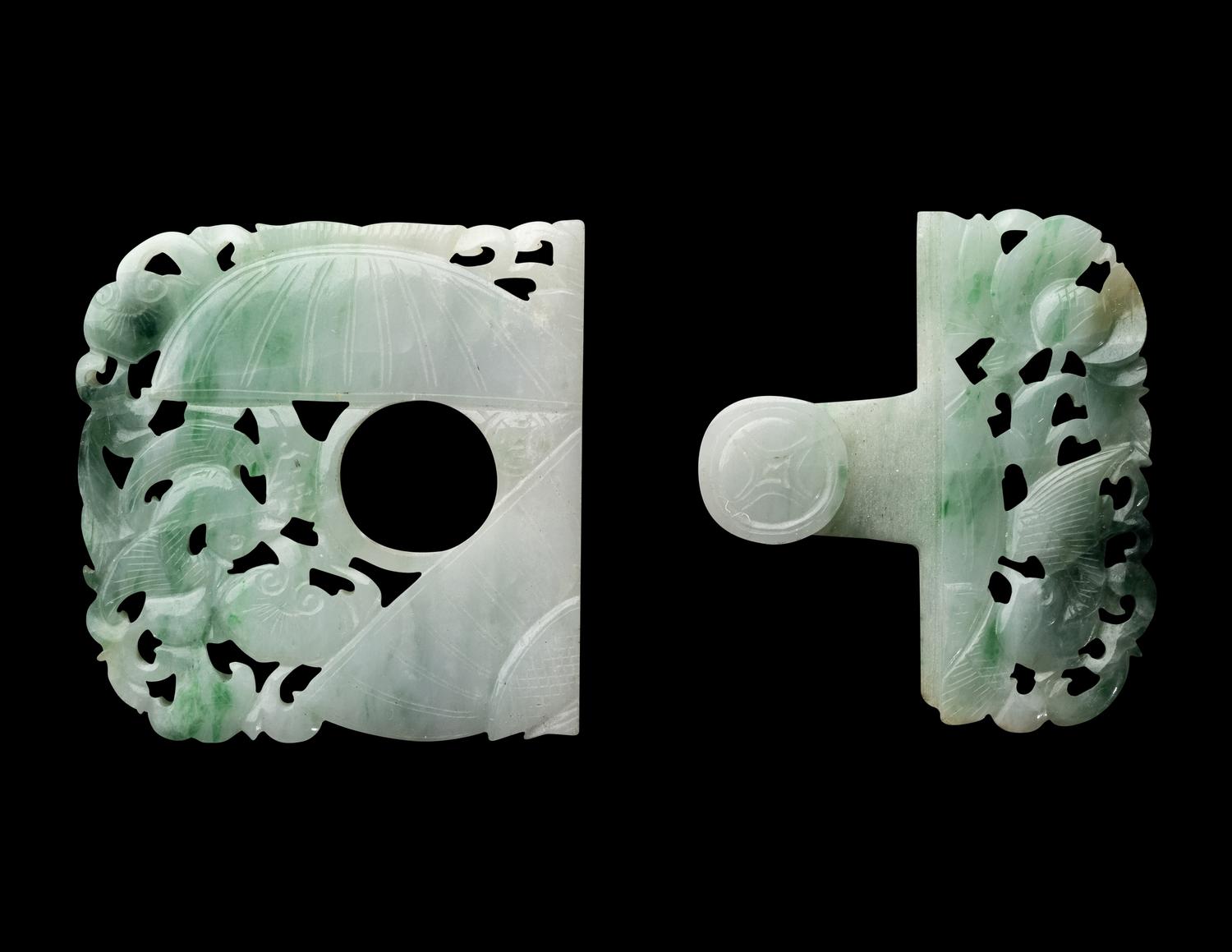Three Chinese Apple Green and White Jadeite Buckles, 19th-20th Century 清晚期 翡翠帶扣三件