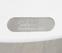 Tulip Dining Table, model 174W Knoll, USA
