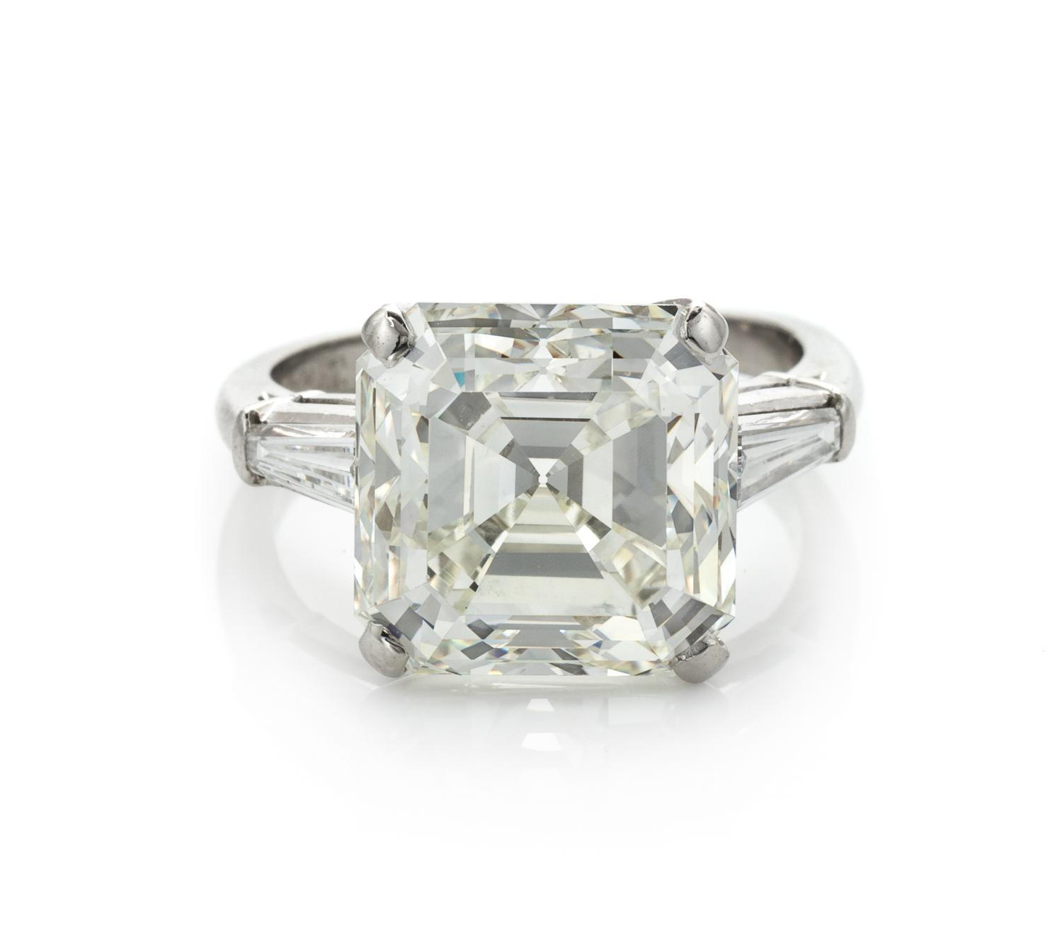 A Platinum and Diamond Ring,