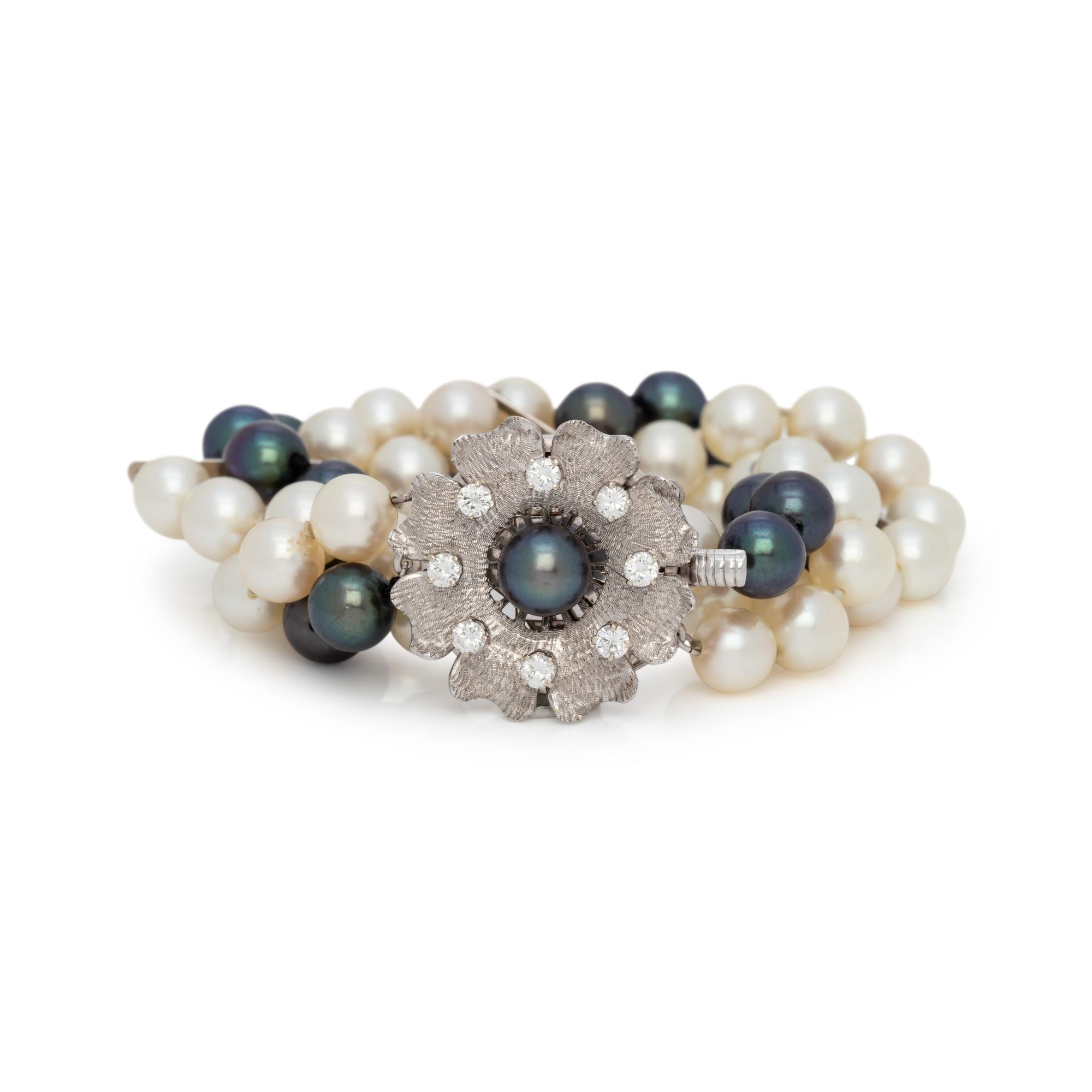 CULTURED PEARL AND DIAMOND BRACELET