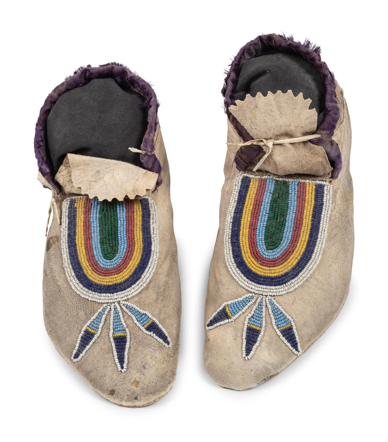 Apsáalooke [Crow] Beaded Hide Moccasins