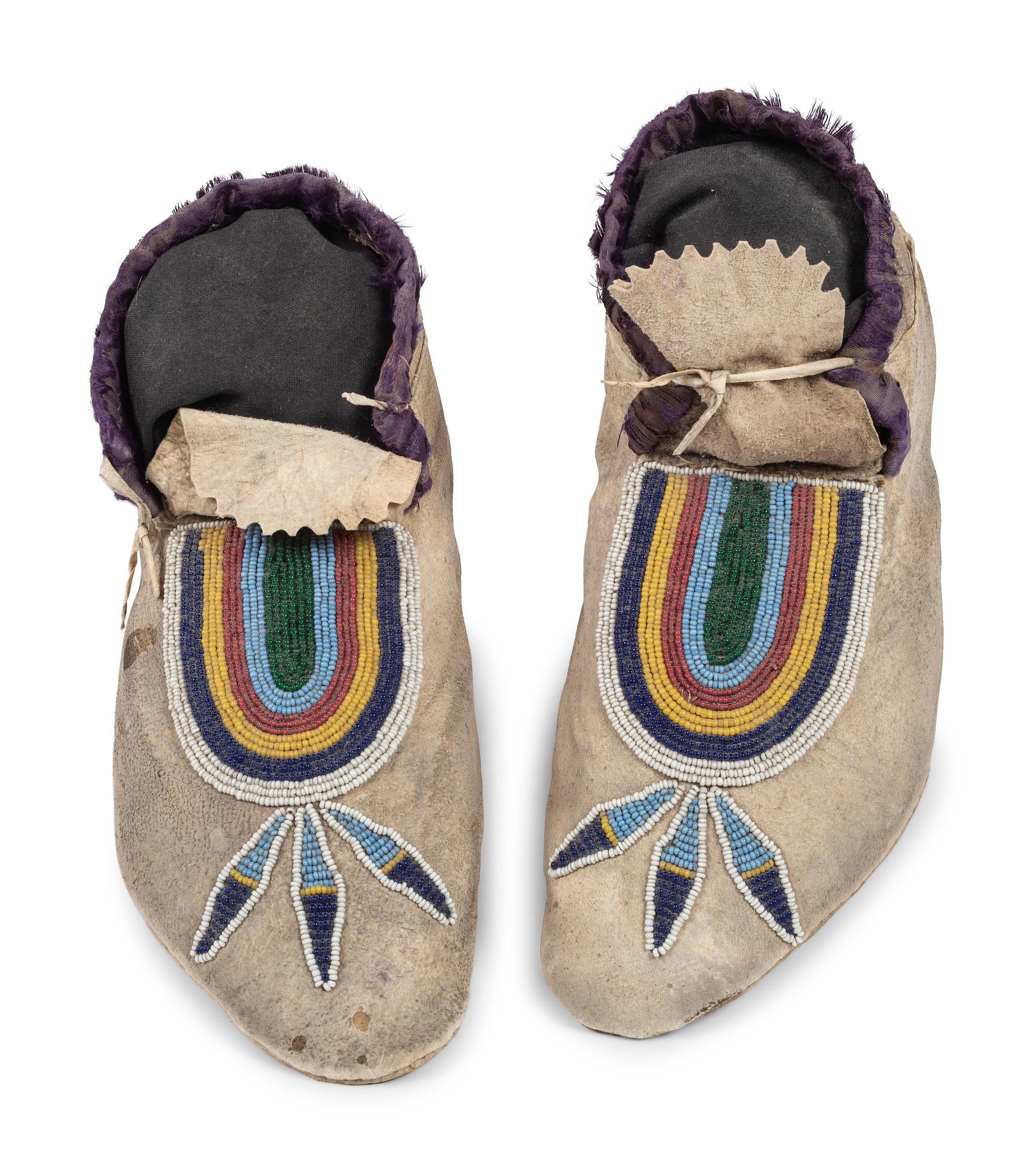 Apsáalooke [Crow] Beaded Hide Moccasins