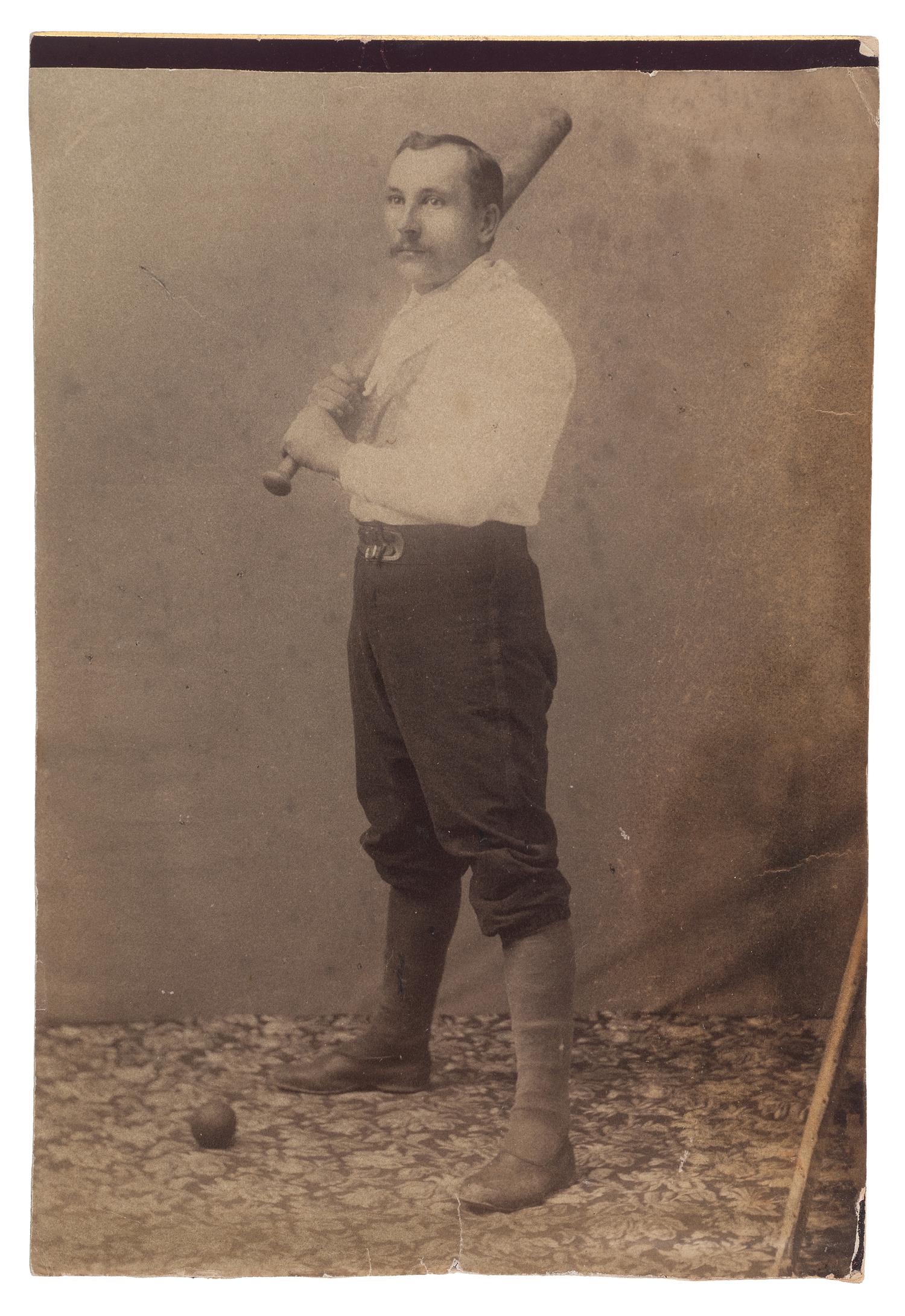 [SPORTS]. A group of 5 photographs of baseball players.